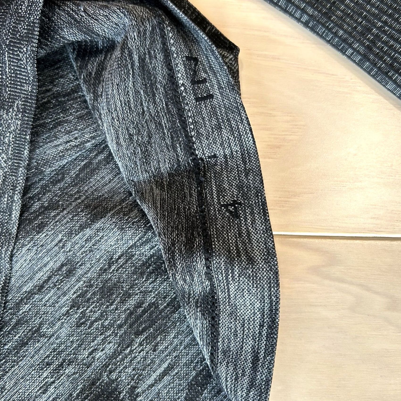 Lululemon Lululemon Swiftly Tech Crew Top Long Sleeve Women’s 4 Black Athletic Shirt Knit Sweatshirt Pullover Size S / US 4 / IT 40 - 5 Thumbnail