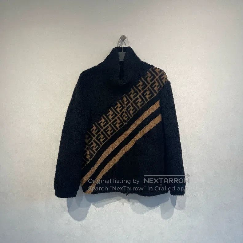 Fendi Fendi Logo Printed Teddy Fleece Jacket Size US S / EU 44-46 / 1 - 1 Thumbnail