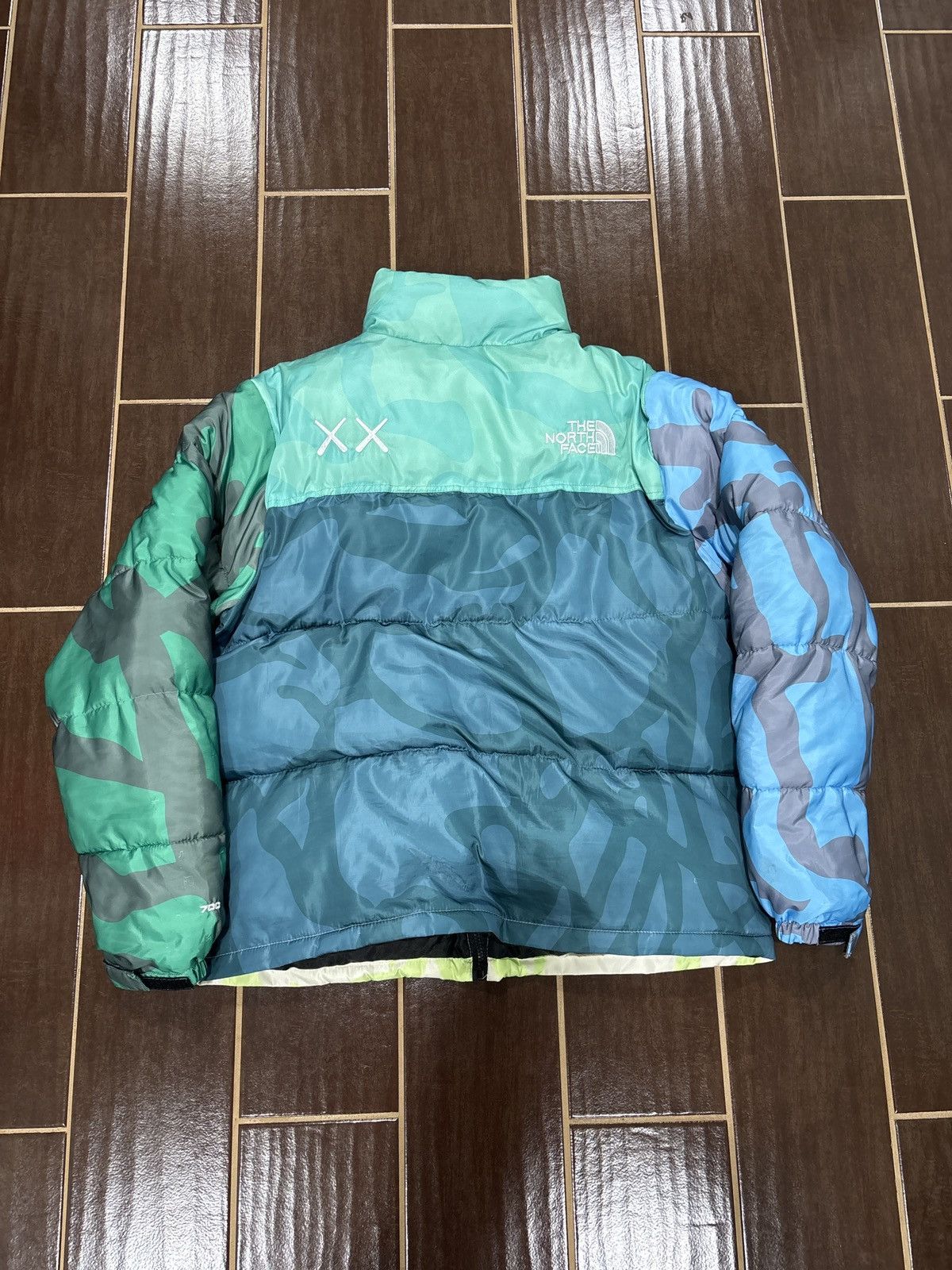 Kaws × The North Face USED Kaws x The North Face Nuptse Jacket Safety Green SZ L Size US L / EU 52-54 / 3 - 5 Thumbnail