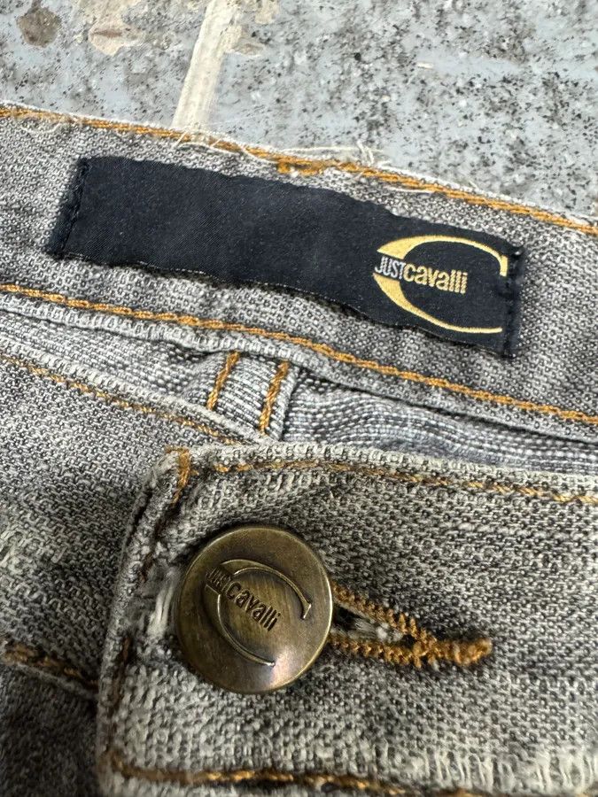 Roberto Cavalli × Vintage 2000s Cavalli Destroyed Grey Denim Jeans Size US 32 / EU 48 - 7 Thumbnail