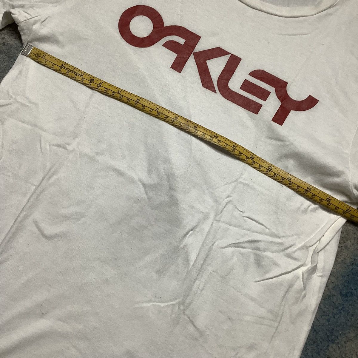 Oakley × Vintage Vintage Oakley Logo T-Shirt Size US S / EU 44-46 / 1 - 8 Thumbnail