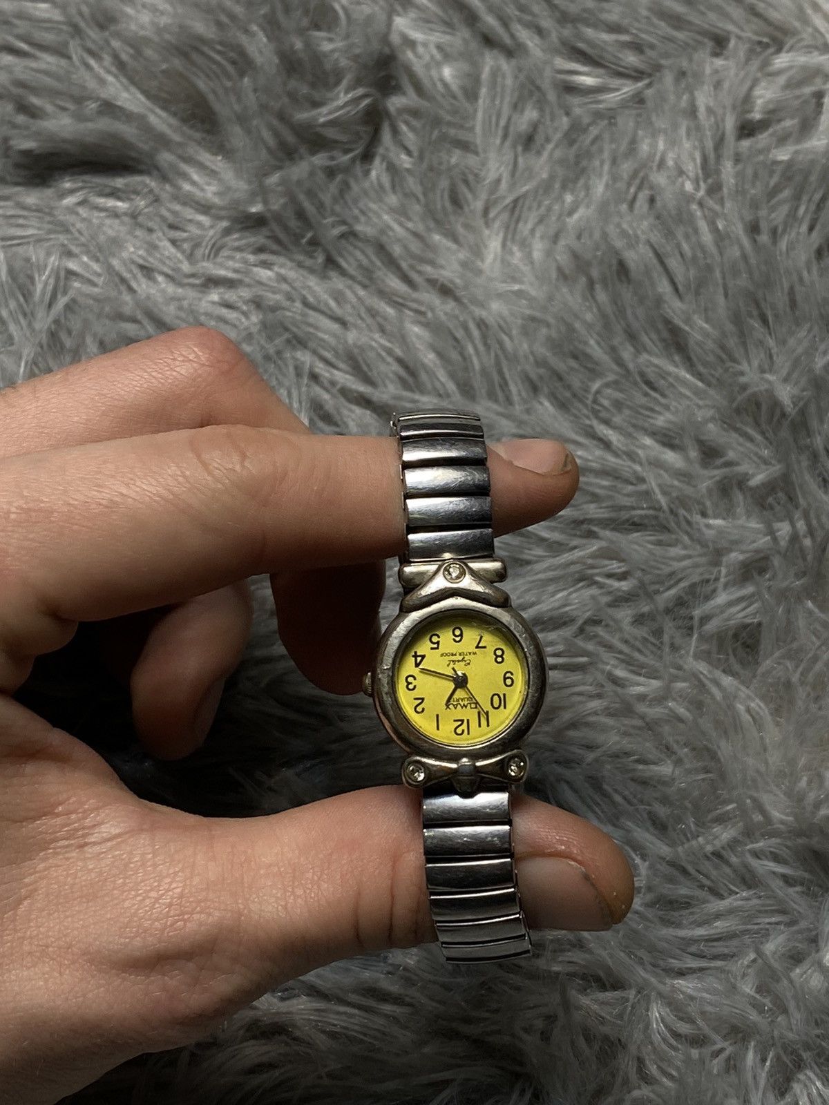 Japanese Brand × Jewelry × Vintage Vintage Yellow Dial Watch with Bold Design - Japanese Brand Size ONE SIZE - 7 Thumbnail