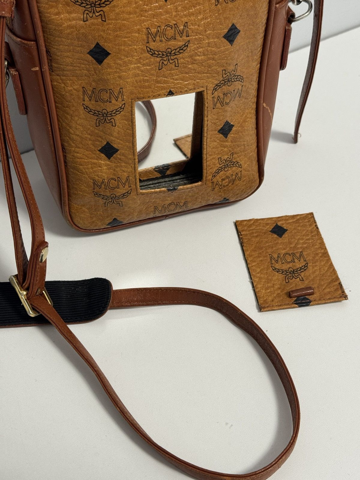 MCM MCM Visetos Shoulder Bag Crossbody Bag Brown Logo Leather Size ONE SIZE - 4 Thumbnail
