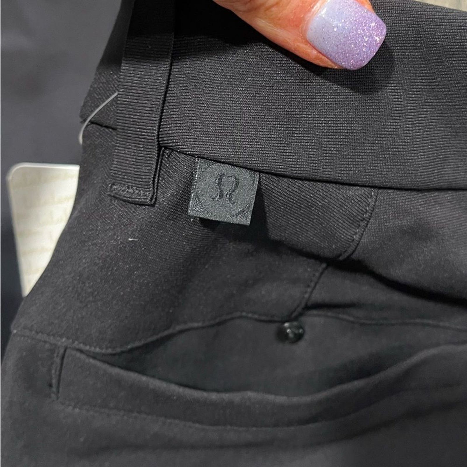 Vintage NWT Lululemon Commission Pant Relaxed Black 34"L Size 28 Size US 28 / EU 44 - 8 Thumbnail