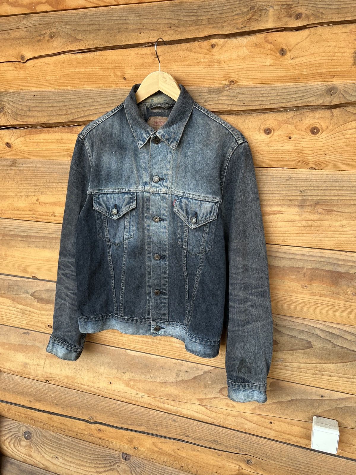 90S VINTAGE LEVI’S 70500 OILED CREASE TRUCKER DENIM JACKET