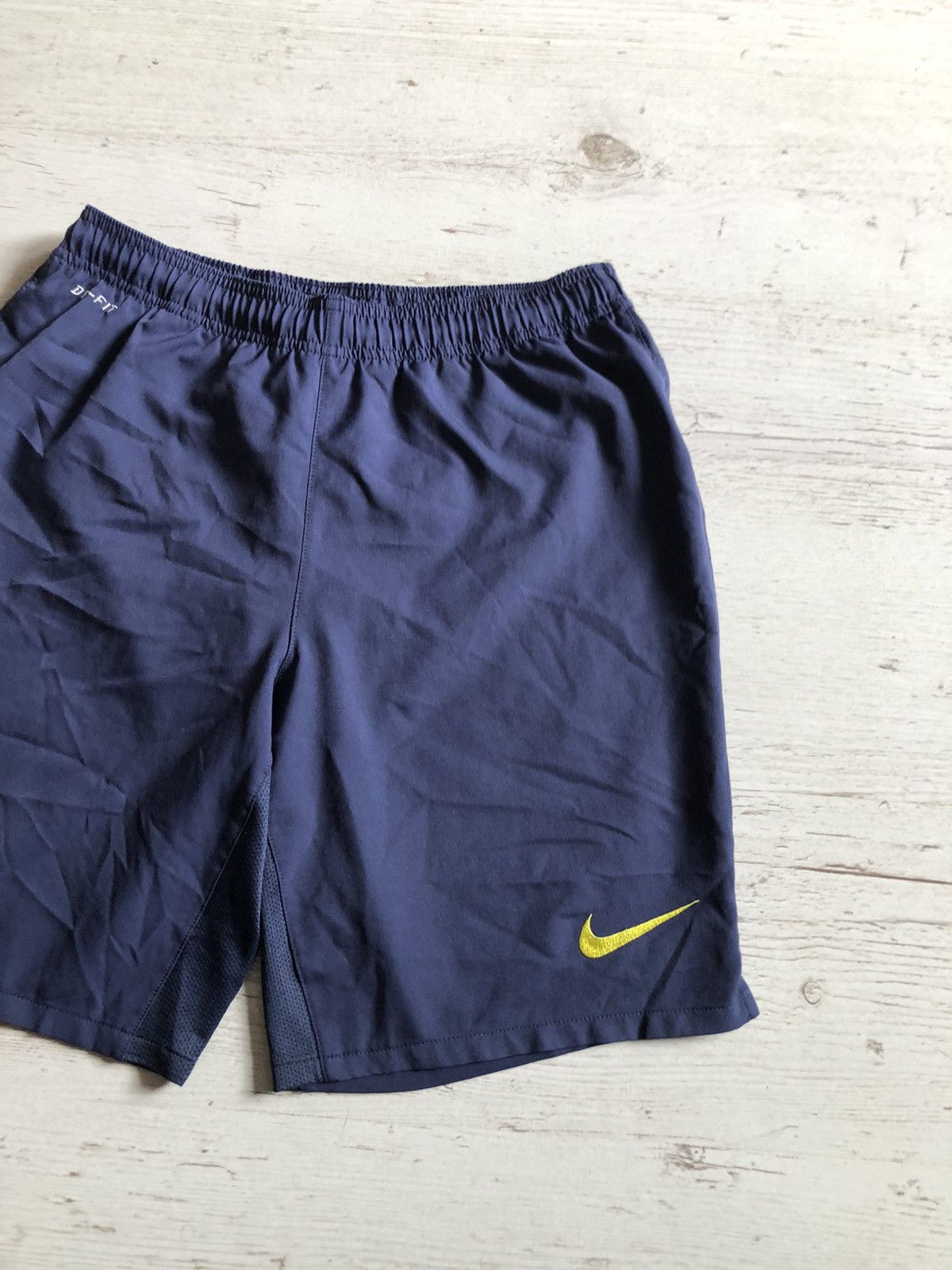 Nike × Vintage Barcelona Nike shorts vintage 2013 2014 Size US 30 / EU 46 - 2 Thumbnail