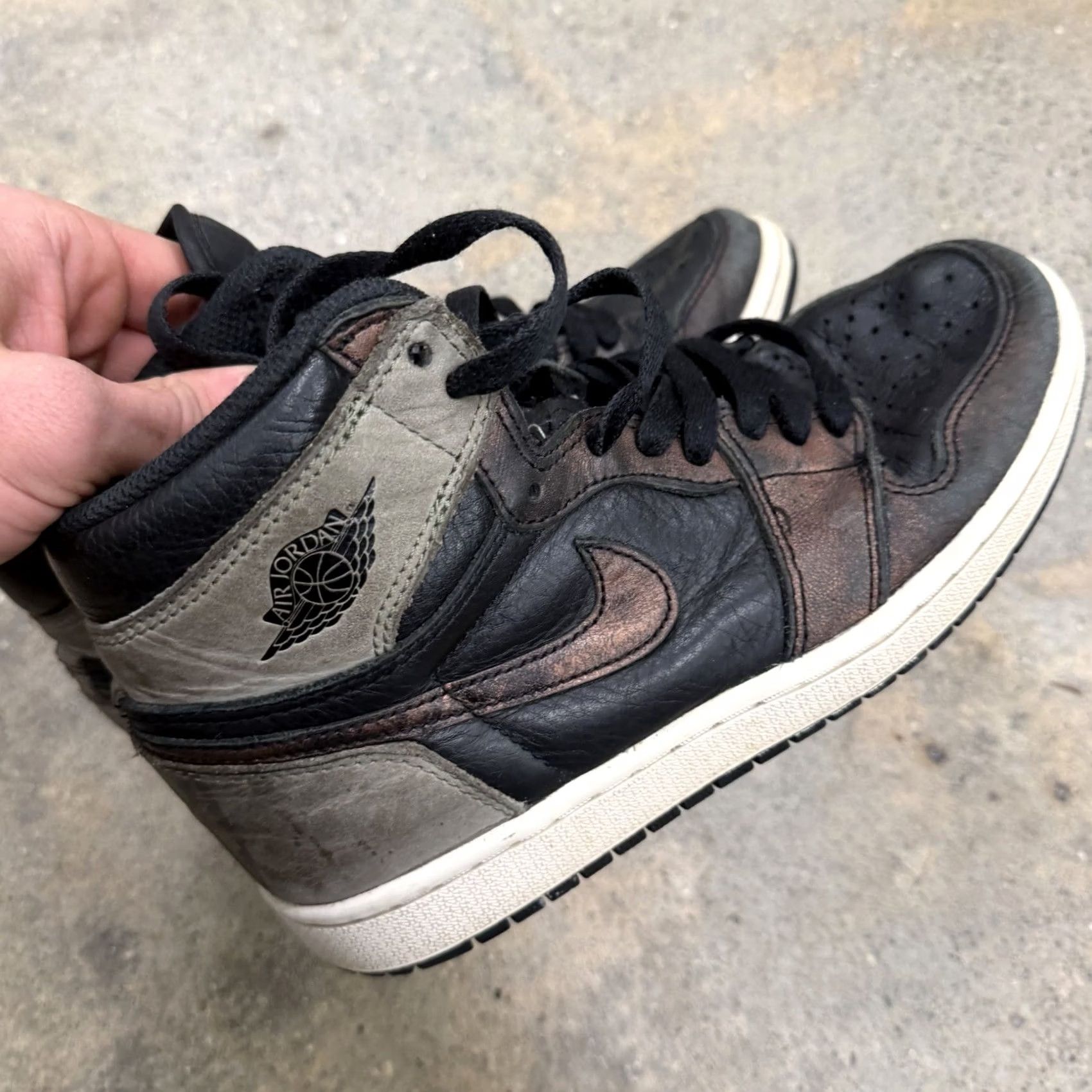 Jordan Brand Nike Air Jordan 1 Retro High OG Patina Mens 5 Black 555088-033 DISTRESSED Size US 5 / EU 37 - 5 Thumbnail