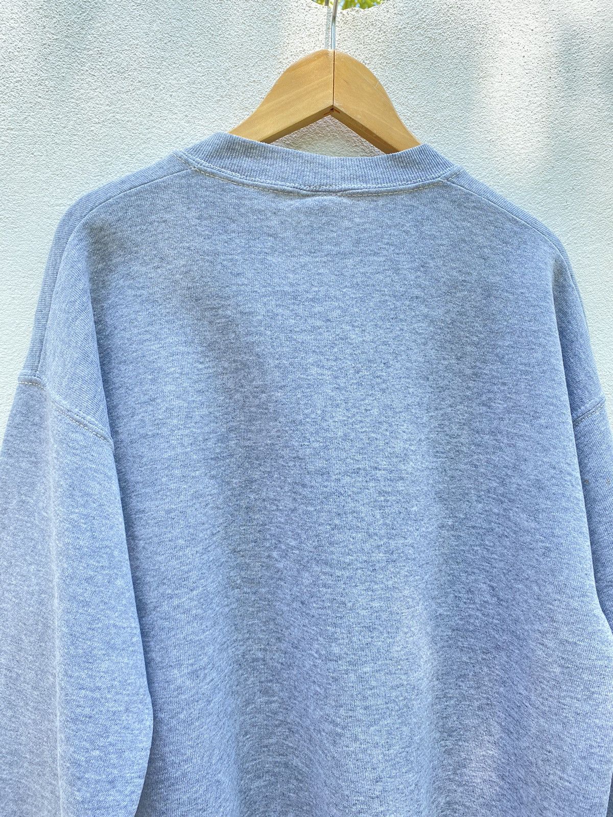 Mickey Mouse Mickey Mouse vintage sweater Size US L / EU 52-54 / 3 - 11 Thumbnail