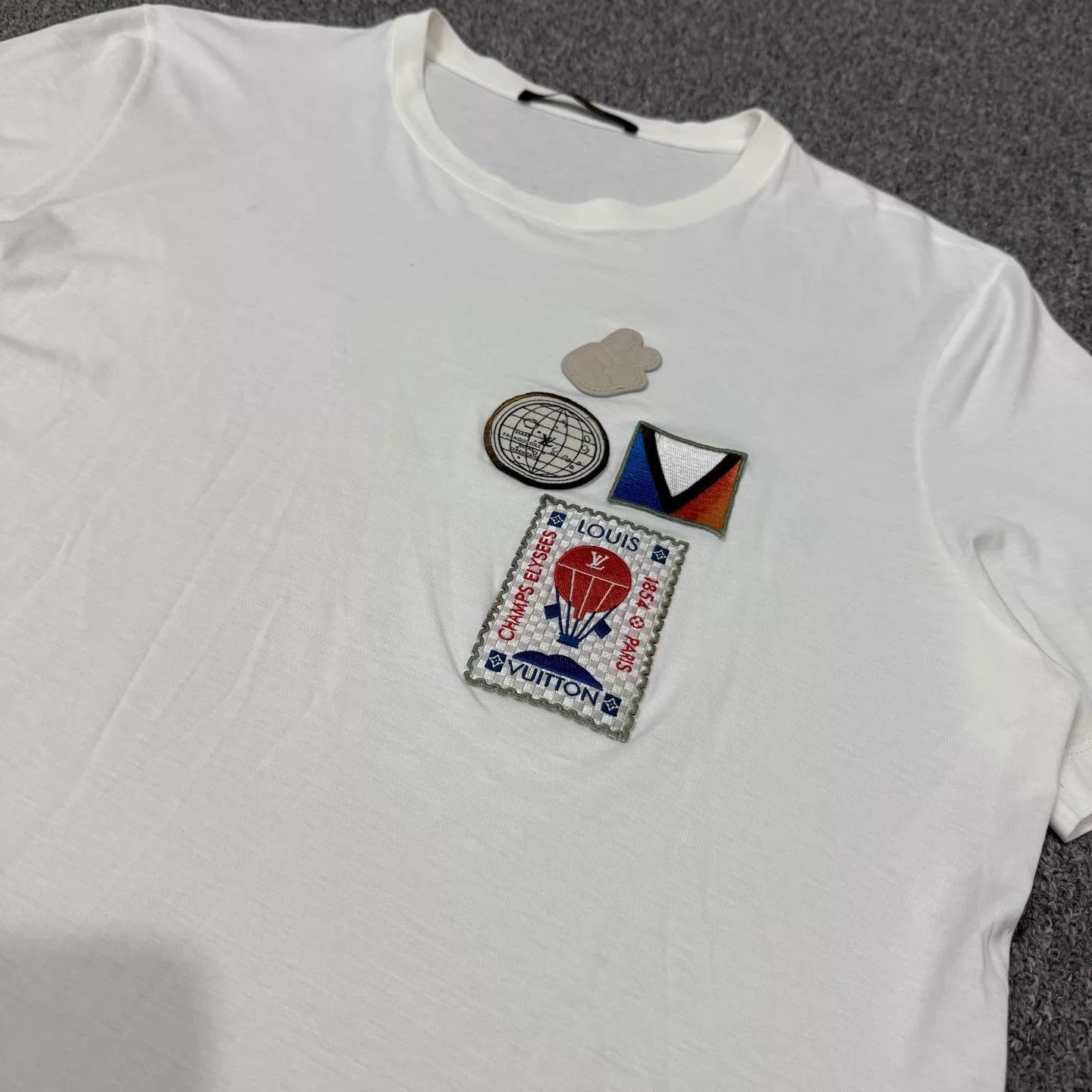 Louis Vuitton LV White Emblem T-Shirt XL 95 New Size US XL / EU 56 / 4 - 3 Thumbnail