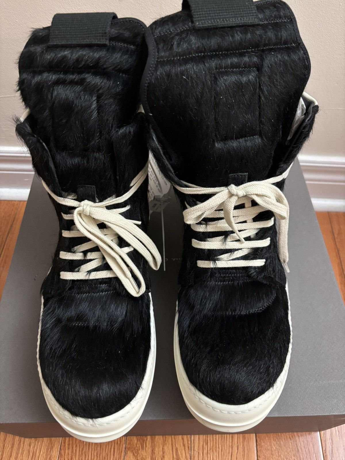 Rick Owens RICK OWENS GEOBASKET BLACK AND MILK LONG HAIR PONY | Grailed