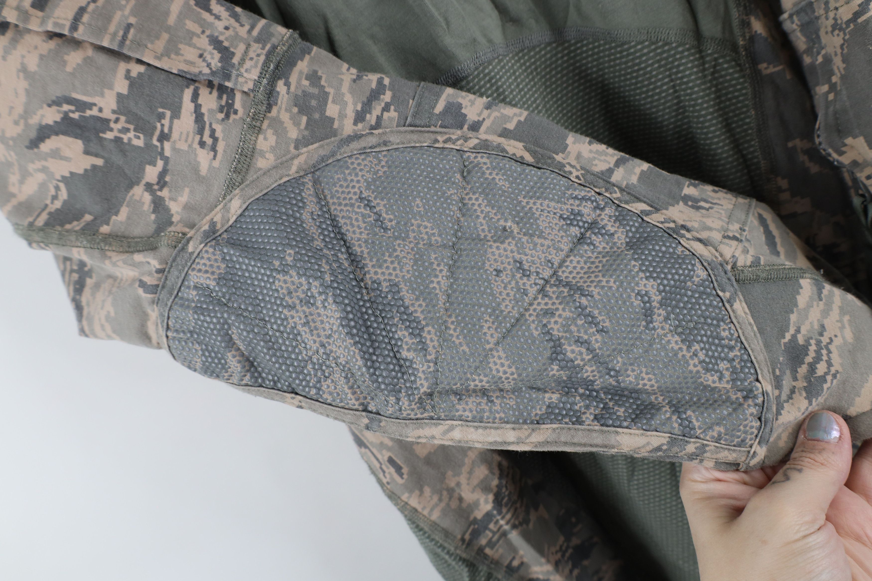 Massif × Vintage Massif Digi Camouflage Airman Battle Long Sleeve Shirt Size US M / EU 48-50 / 2 - 5 Thumbnail