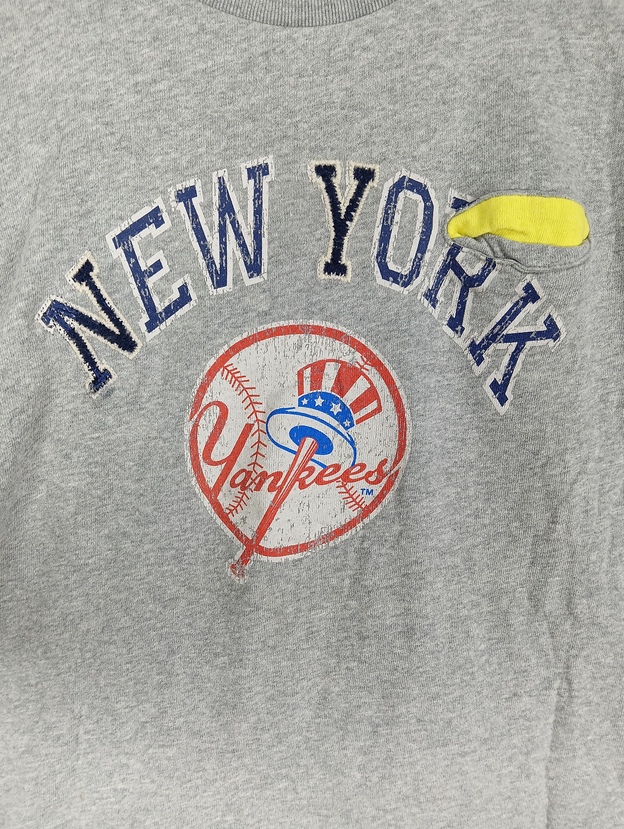 New York Yankees MLBP NEW YORK YANKEES TEE BIG LOGO Size US L / EU 52-54 / 3 - 2 Thumbnail