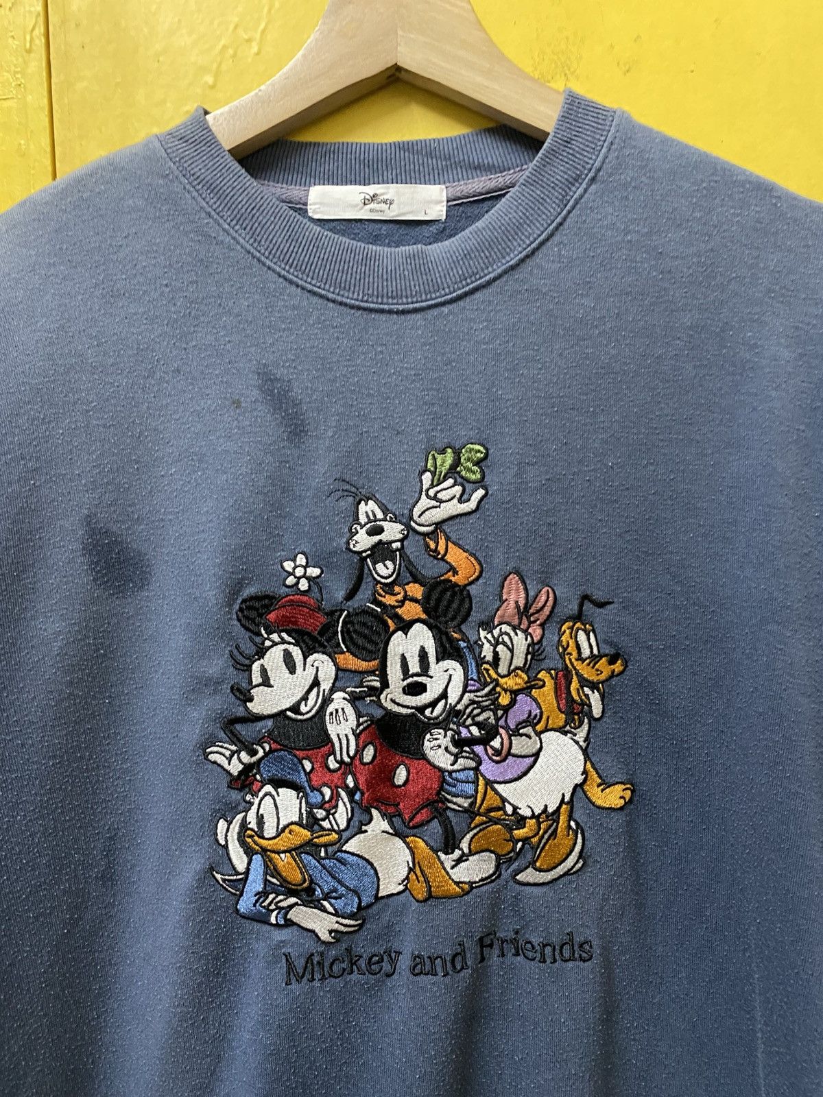 Disney Mickey And Friends Sweatshirt Crewneck Size US M / EU 48-50 / 2 - 3 Thumbnail