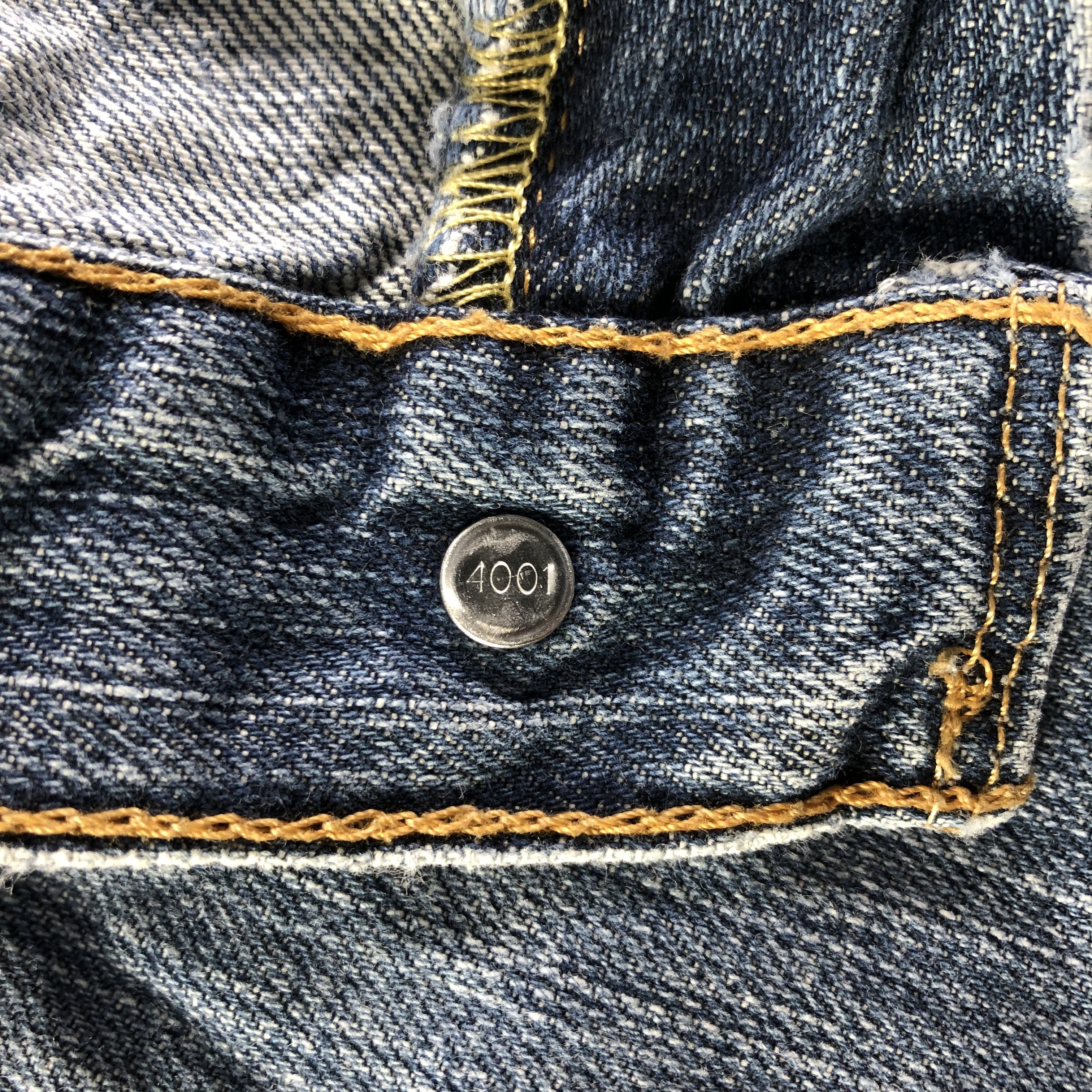 Levi's Vintage Levis 559 Jeans-J4465 Size US 39 - 9 Thumbnail