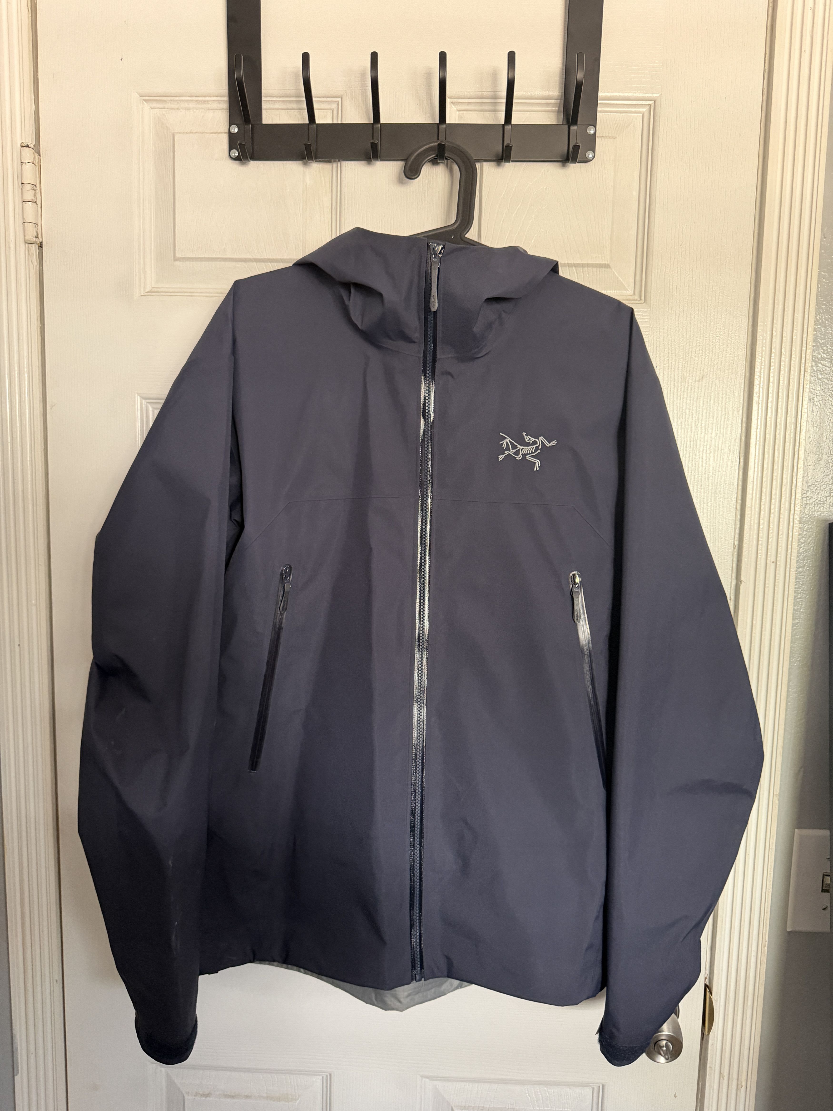 Arc'teryx Arc'teryx Beta Jacket Men's Goretex Black Sapphire, Medium Size US M / EU 48-50 / 2 - 1 Thumbnail
