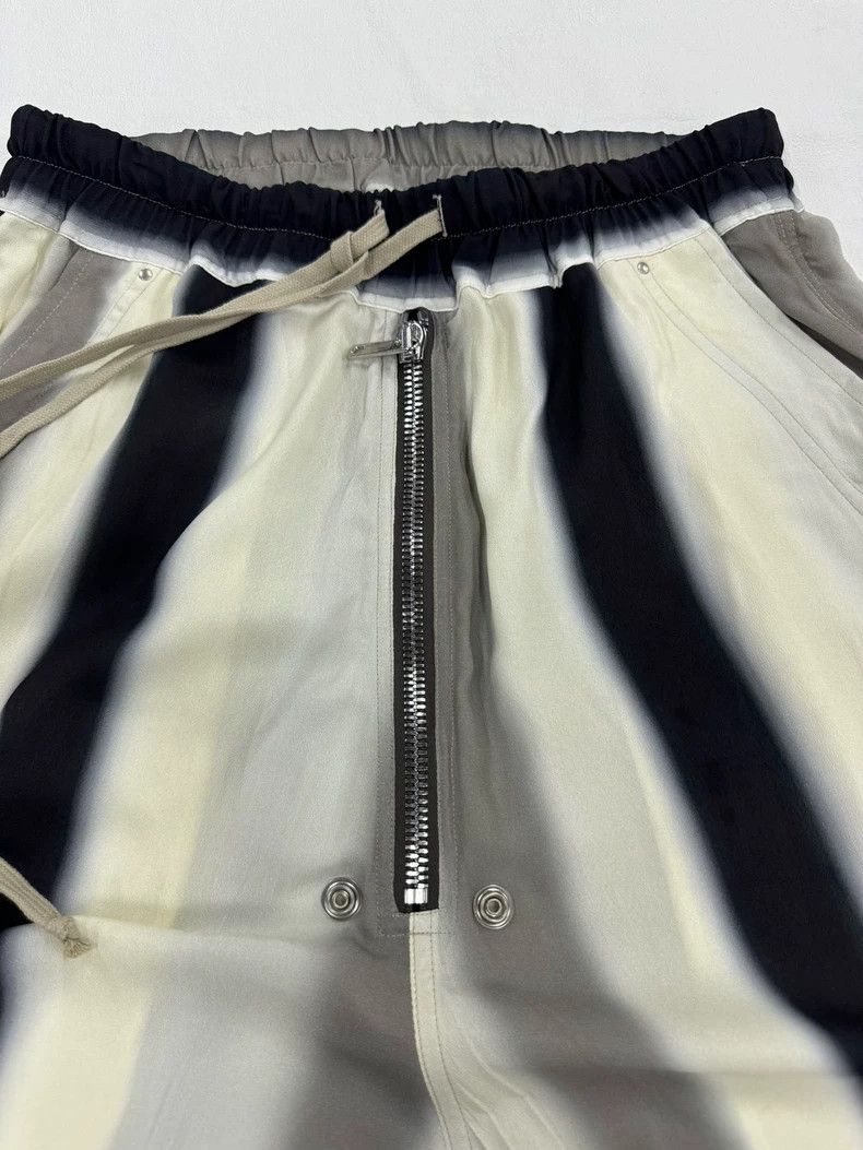 Rick Owens Rick Owens Gradient Stripe Drawstring Shorts Size US 36 / EU 52 - 2 Thumbnail