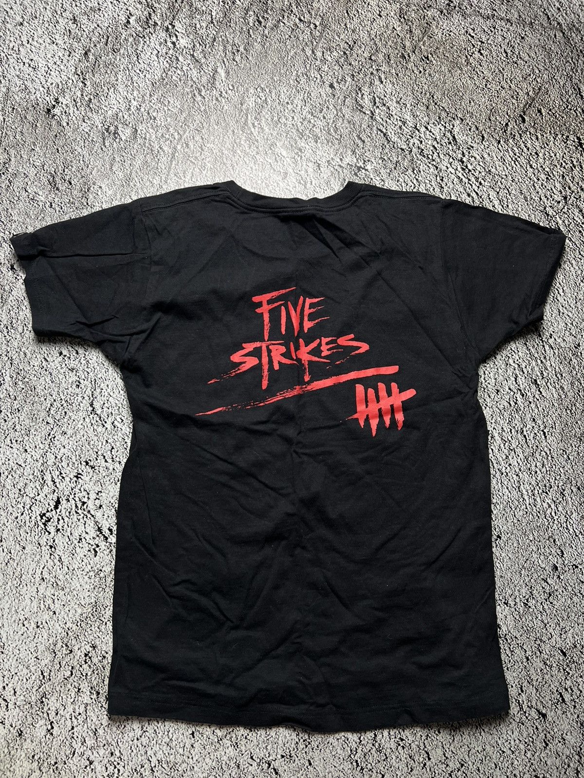Undefeated Undefeated japanese japan five stripes tee Size US L / EU 52-54 / 3 - 2 Thumbnail