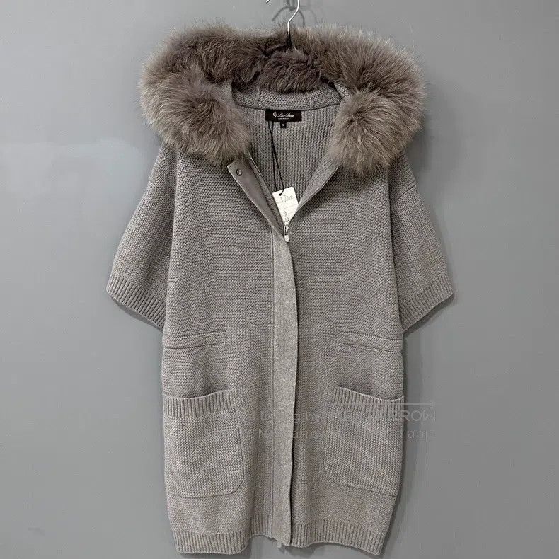 Loro Piana Loro Piana Fox fur collar pure cashmere knitted jacket Size S / US 4 / IT 40 - 1 Thumbnail