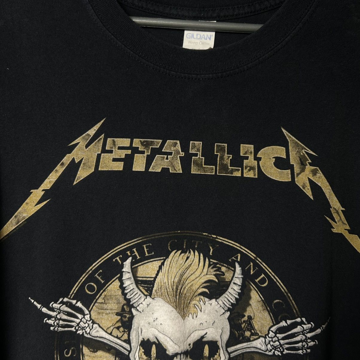 Band Tees Vintage Metallica 2018 Big Graphic Logo Rock Band tee size L Size US L / EU 52-54 / 3 - 3 Thumbnail