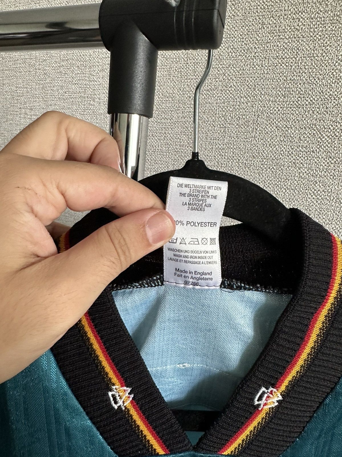Adidas 1996 Adidas Germany Vintage Rare Away Soccer Jersey Size US L / EU 52-54 / 3 - 14 Thumbnail