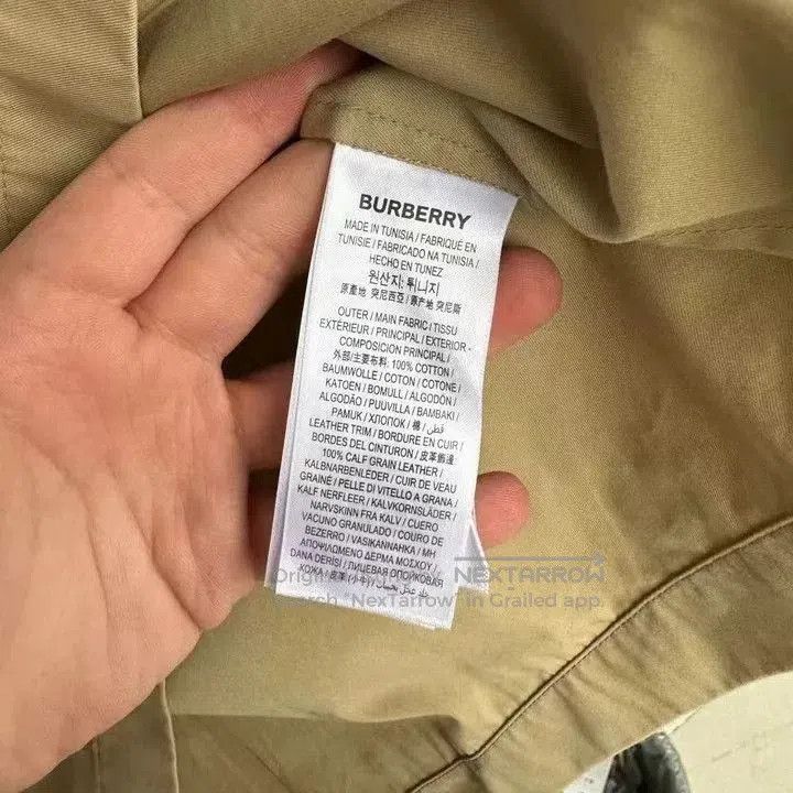 Burberry Burberry Half. Size XS / US 0-2 / IT 36-38 - 4 Thumbnail