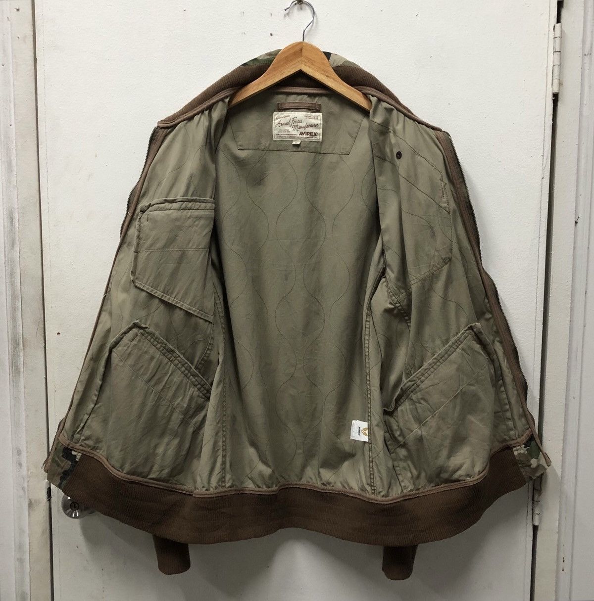 Avirex Vintage Avirex Armed Forces Army Camo Military Bomber Jacket Size US XL / EU 56 / 4 - 2 Thumbnail