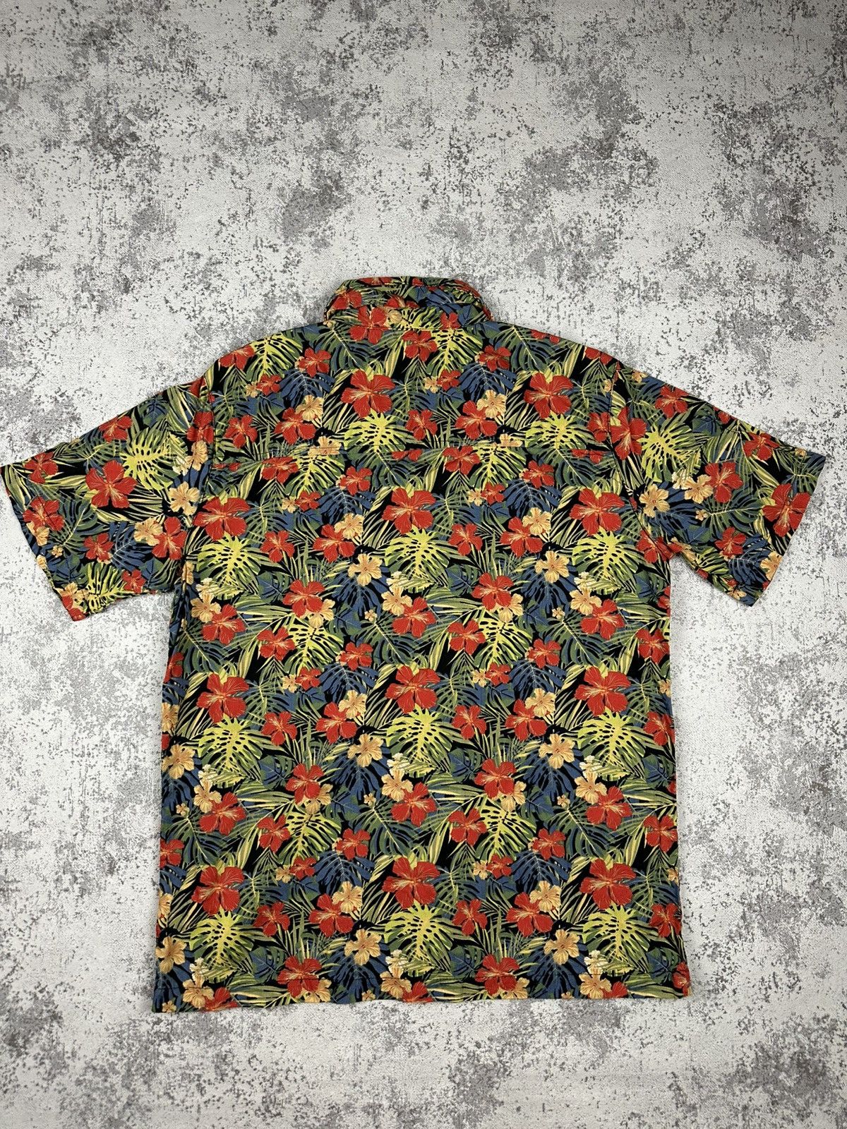 Urban Classics Floral Hawaiian Shirt Bold Tropical Print Size US L / EU 52-54 / 3 - 2 Thumbnail