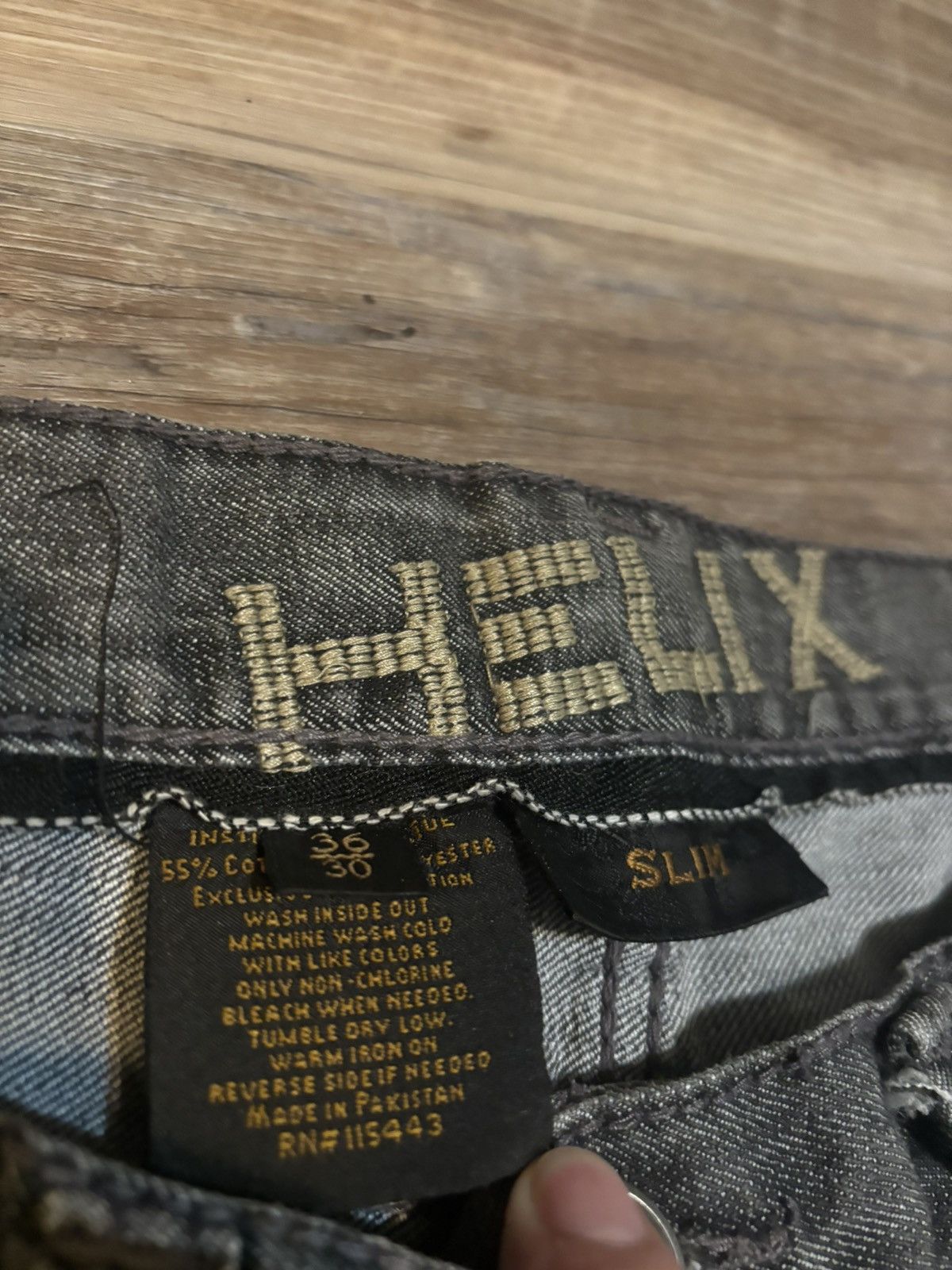 Helix × Vintage vintage Baggy Helix Jeans perfect condition send offers! Size US 36 / EU 52 - 3 Thumbnail
