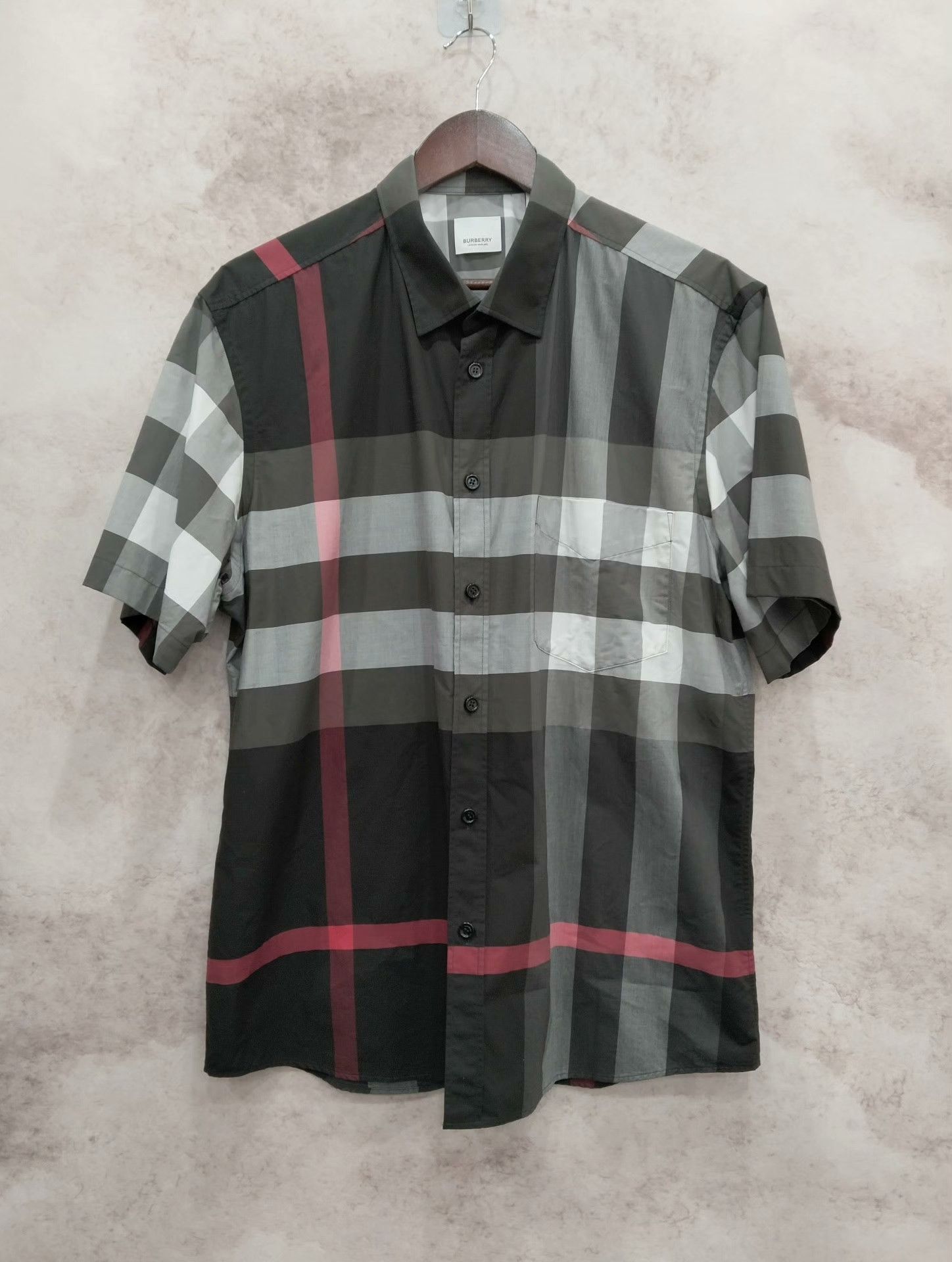 Burberry Burberry Shirt XXL Men Size US XXL / EU 58 / 5 - 1 Thumbnail