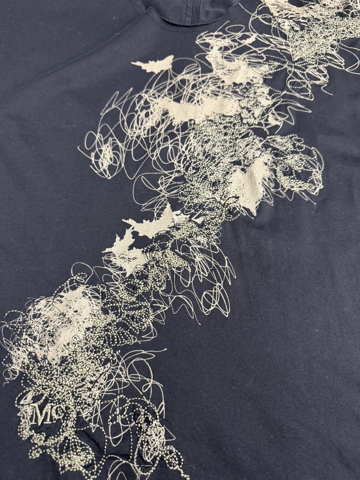 Alexander McQueen Alexander McQueen abstract embroidery Tshirt Size XS / US 0-2 / IT 36-38 - 11 Thumbnail