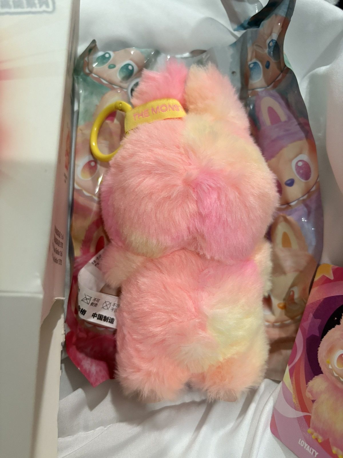 POP MART POP MART Labubu The Monsters - Big Into Energy Loyalty Size ONE SIZE - 3 Thumbnail