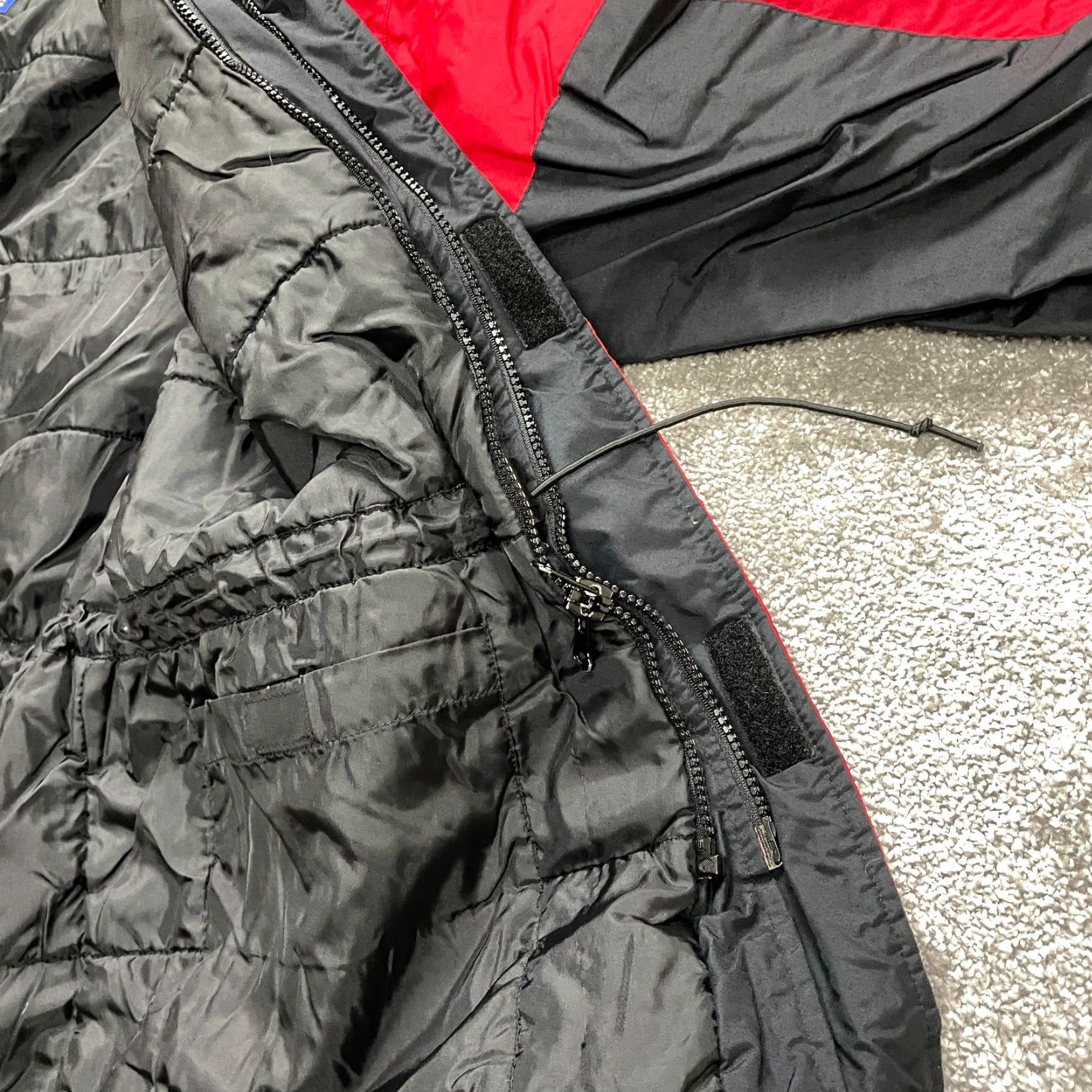 Vintage Hartwell ViaSport Windbreaker Jacket Men L Red Black Full Zip Pocket Outdoor Size US L / EU 52-54 / 3 - 7 Thumbnail