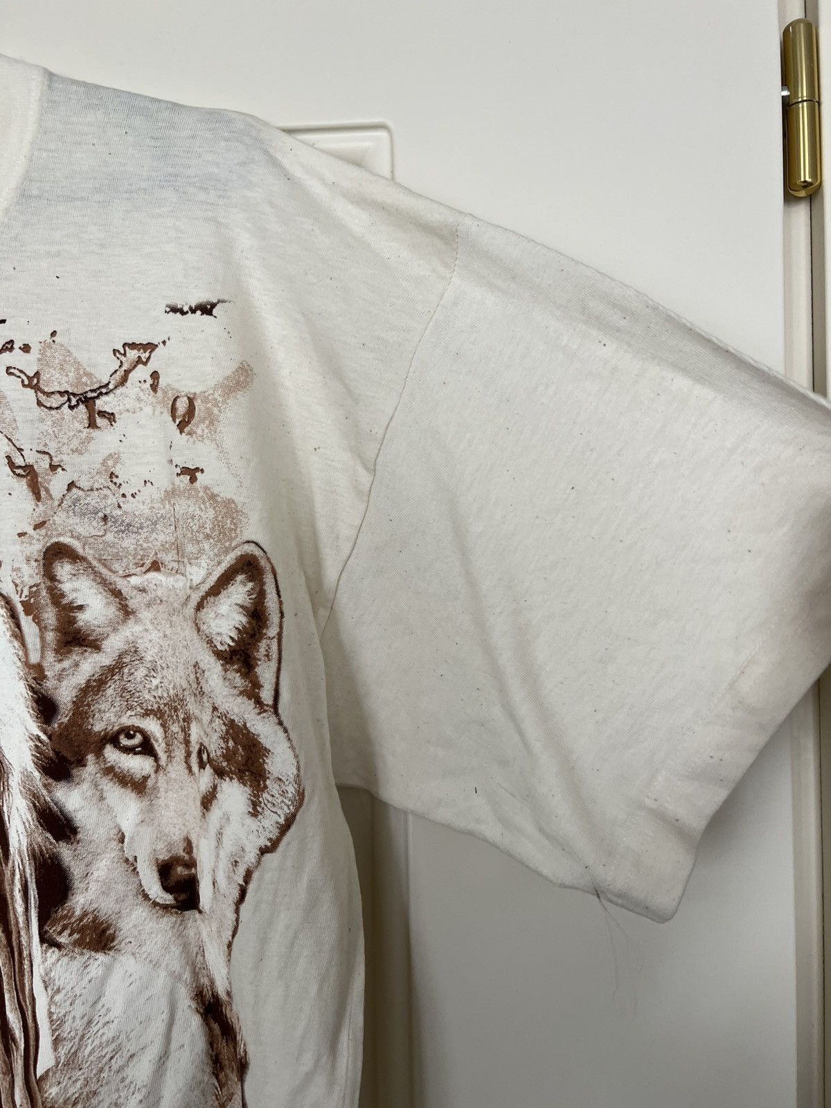 Vintage Vintage 1999 Native American Chief Joseph Wolf Graphic Tee Size US XXL / EU 58 / 5 - 12 Thumbnail