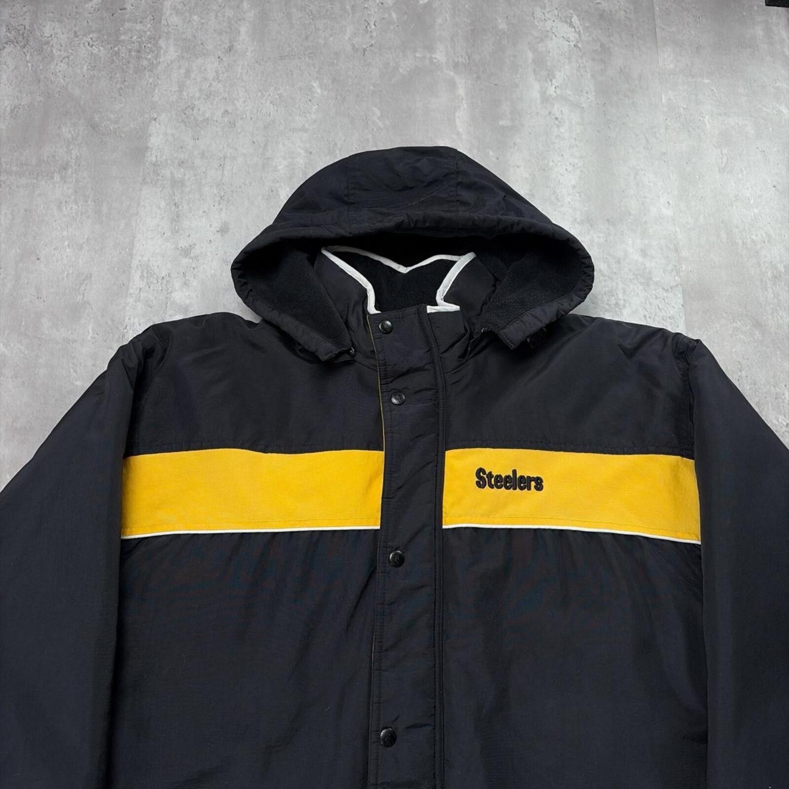 NFL Vintage Pittsburgh Steelers Spotlight Hooded Puffer Jacket Size US L / EU 52-54 / 3 - 3 Thumbnail