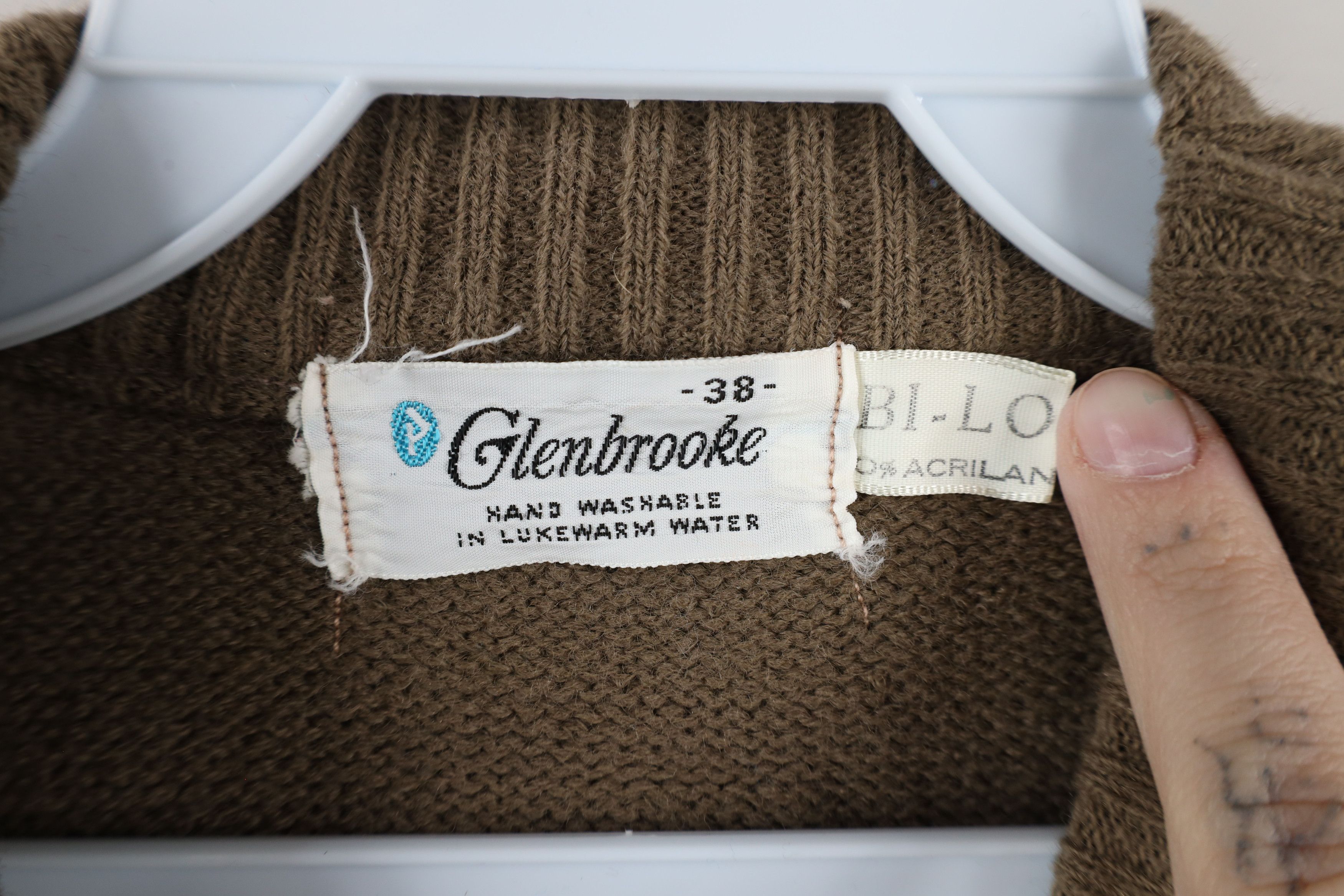 Vintage Vintage 60s 70s Streetwear V-Neck Sweater Vest Brown USA Size US M / EU 48-50 / 2 - 5 Thumbnail