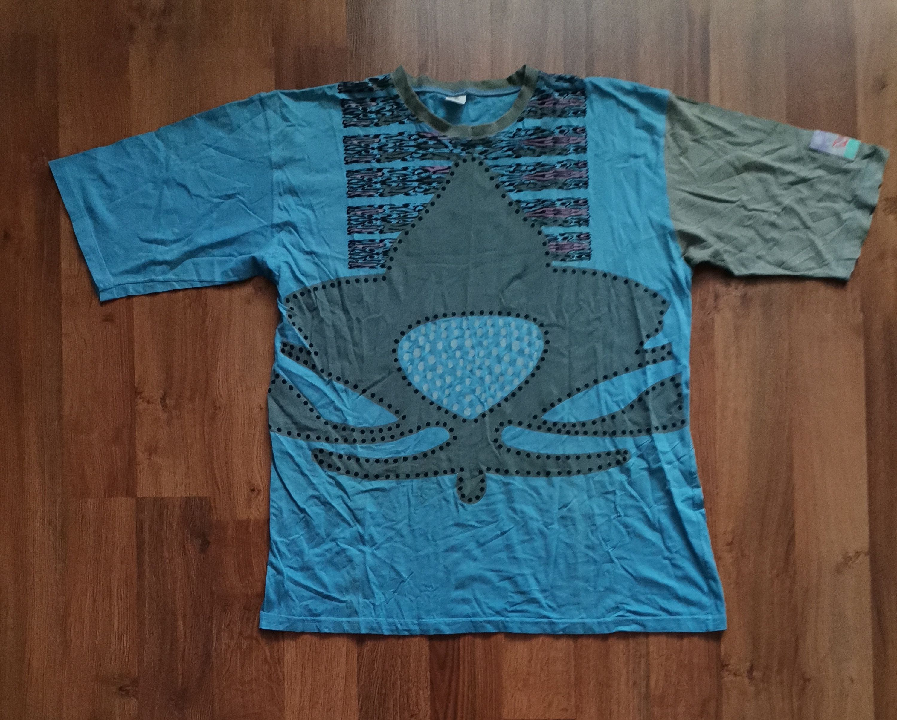 Vintage Vintage Abstract Tee Size US XL / EU 56 / 4 - 1 Thumbnail