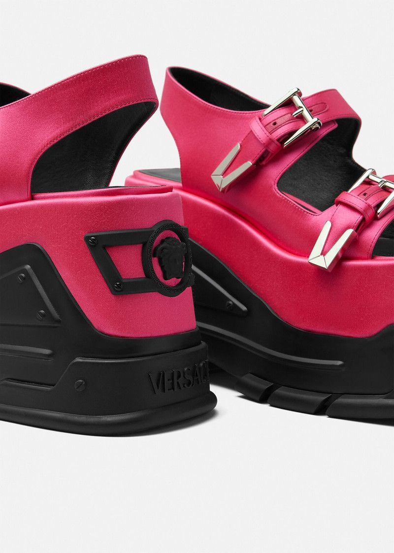 Versace o1y0226 Ankle Strap Sandals in Fuchsia/Black Size US 6 / IT 36 - 4 Thumbnail