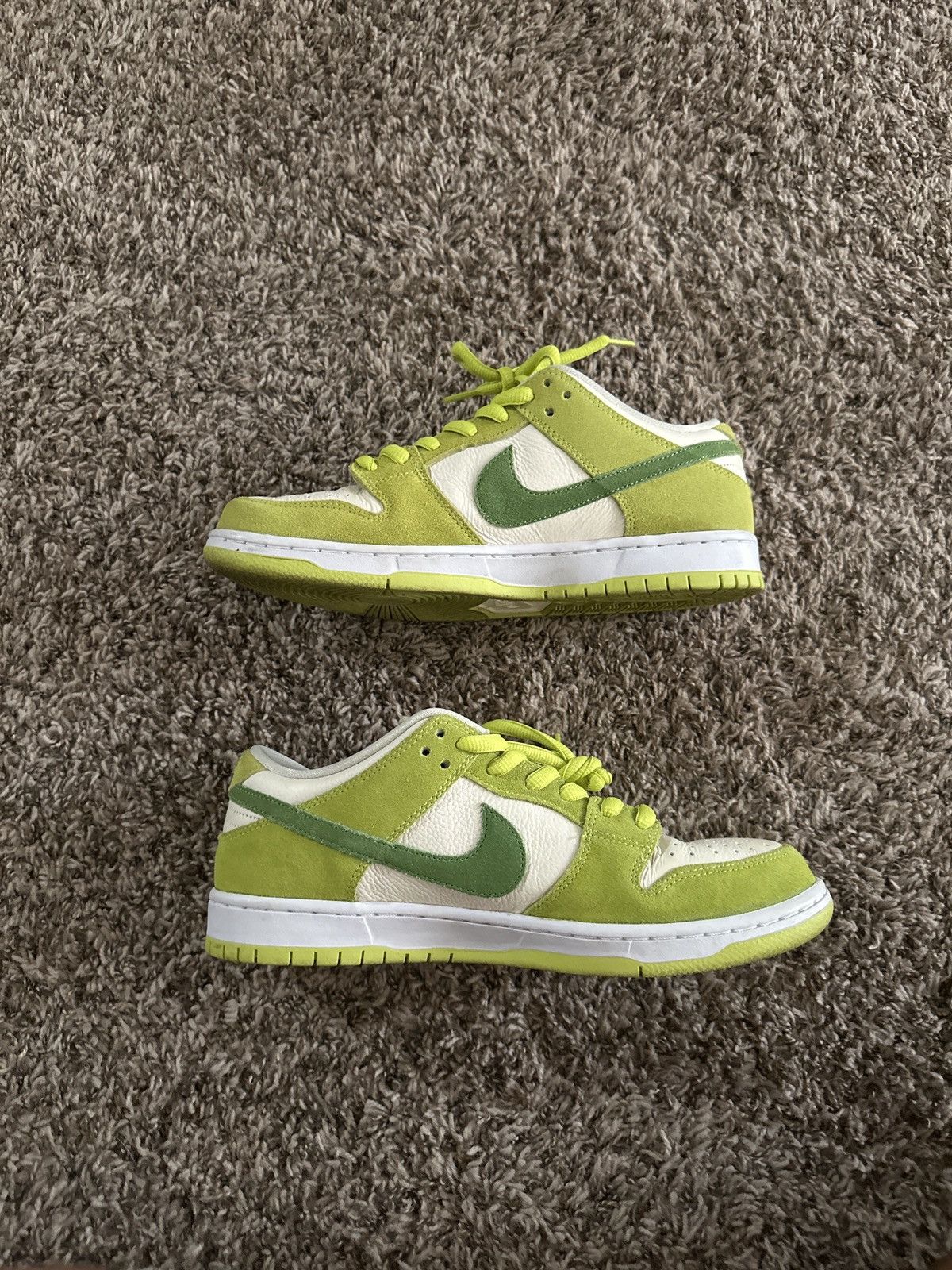 Nike Nike Dunk Green Apple Size US 10 / EU 43 - 3 Thumbnail