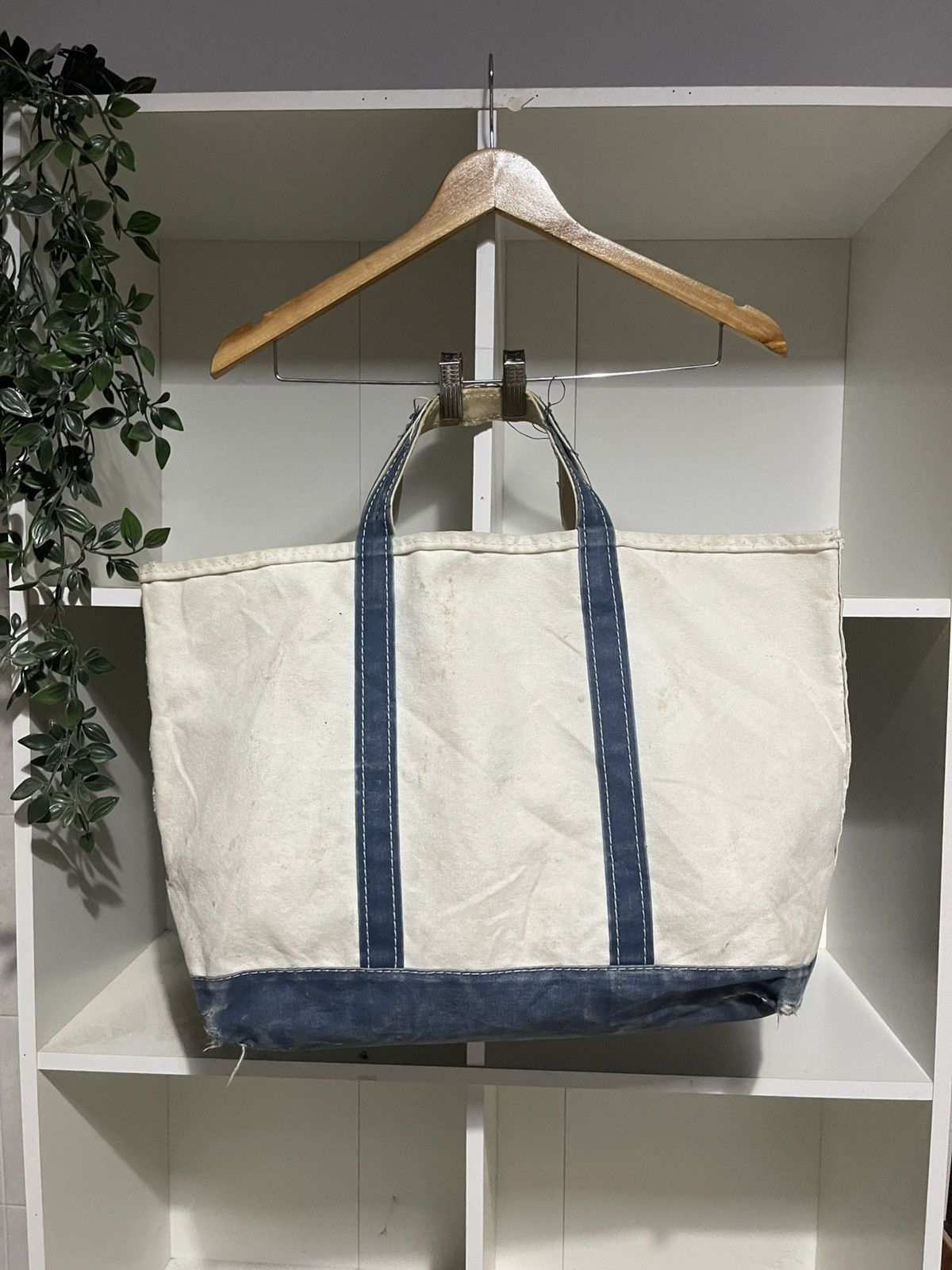 L.L. Bean Vintage 80s Distressed and Dirty Archive Boat & Tote Bag Size ONE SIZE - 1 Thumbnail