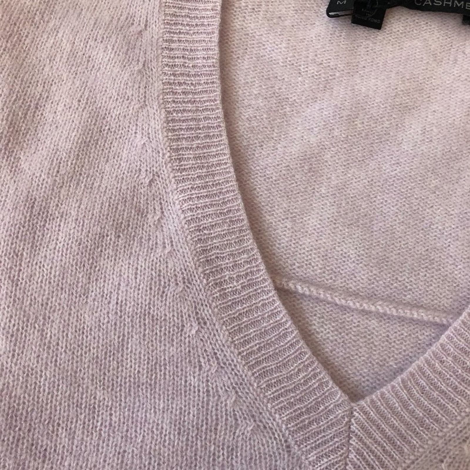 360Cashmere 360 Cashmere V-Neck Cashmere Sweater Size M / US 6-8 / IT 42-44 - 4 Thumbnail