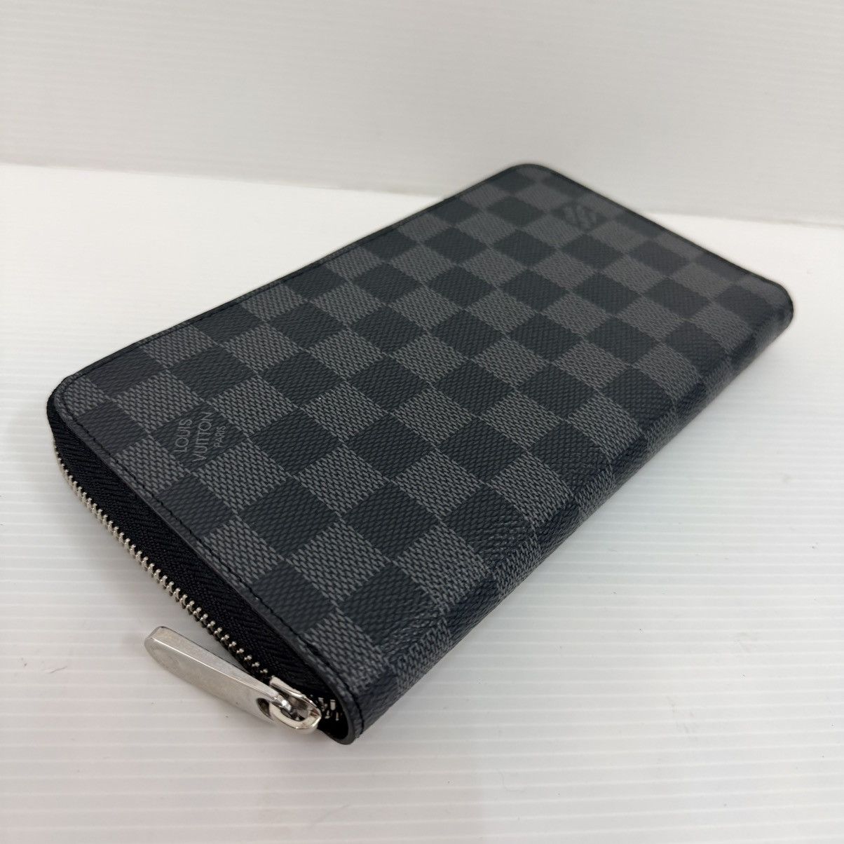 Louis Vuitton LOUIS VUITTON Damier Graphite Canvas Zippy Organizer Wallet Size ONE SIZE - 2 Thumbnail