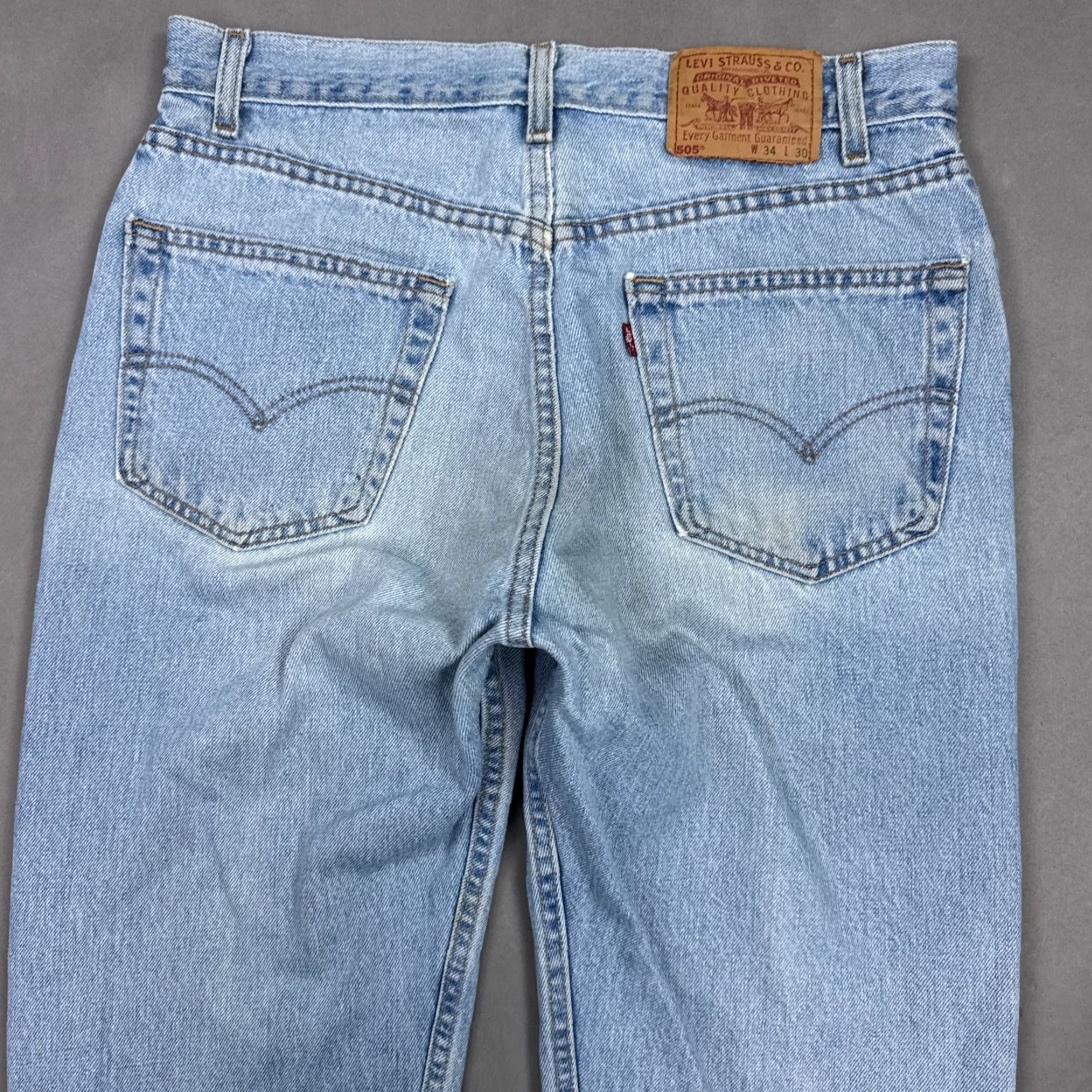 Levi's VINTAGE Levi's 505 Jeans Men 34x27 Blue 90s Made USA Faded Ins Altered Tag34x30 Jeans Mens Distressed 90s Theme Size US 34 / EU 50 - 4 Thumbnail