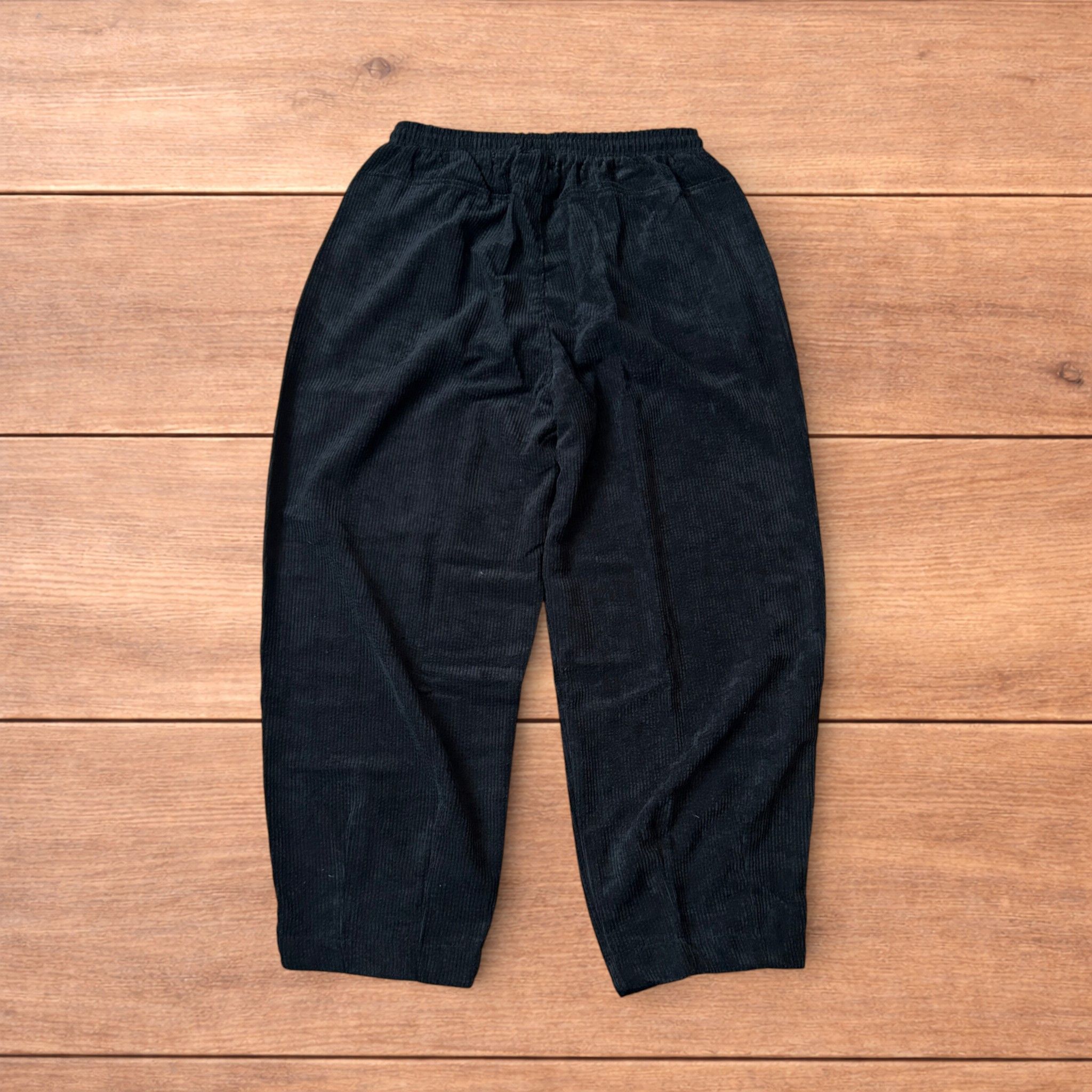 Japanese Brand Super baggy wide leg skater corduroy trousers in black. Size US 36 / EU 52 - 2 Thumbnail