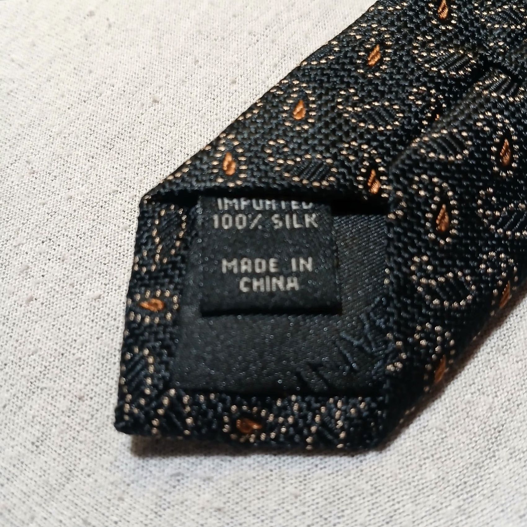 Jos. A. Bank Jos. A. Bank Executive Collection Silk Necktie Black Geometric Pattern Tie Mens Classic 57"-60" Silk Size ONE SIZE - 5 Thumbnail