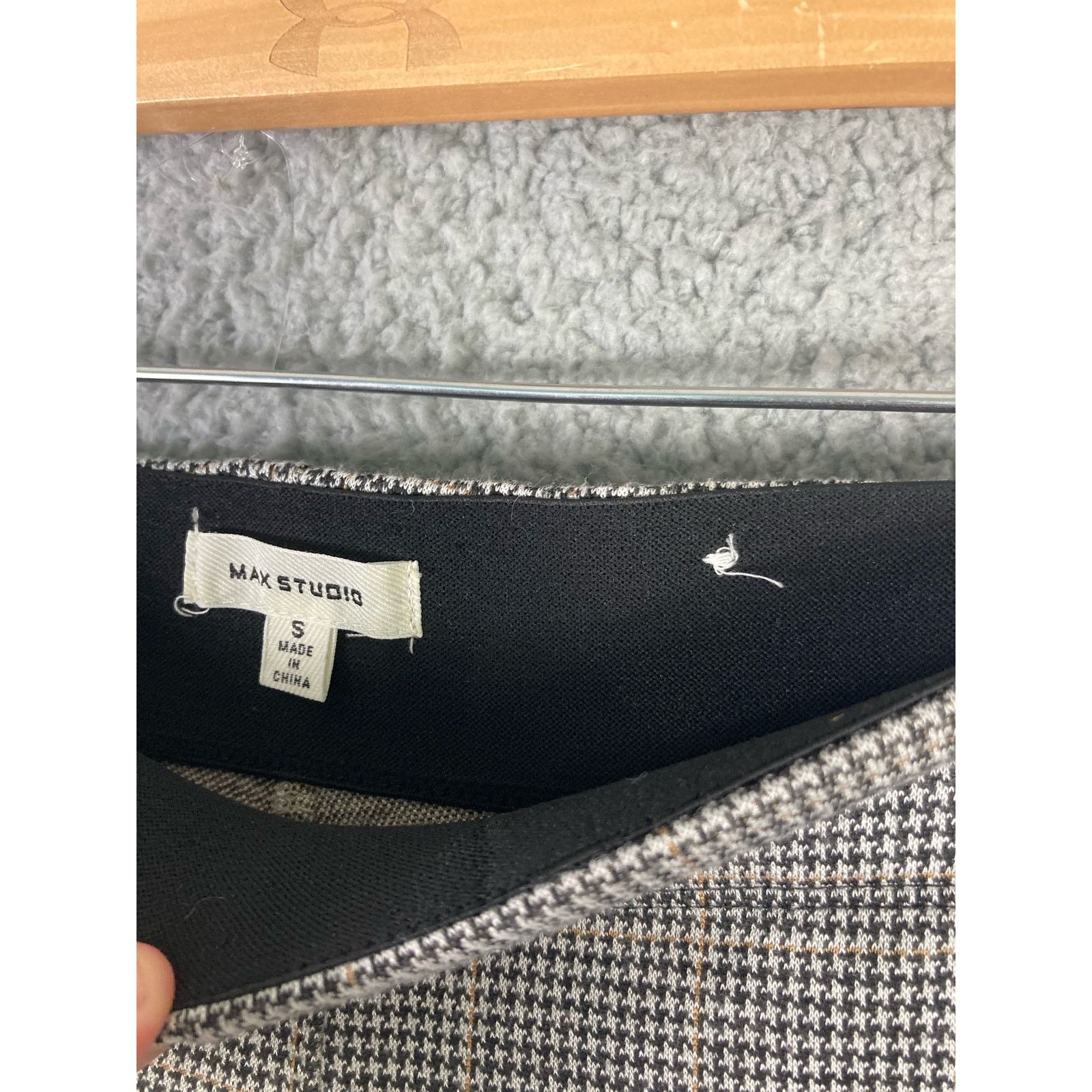 Other Max Studio Women's Plaid Slim Dress Pants Gray Size Small Size 26" / US 2 / IT 38 - 4 Thumbnail