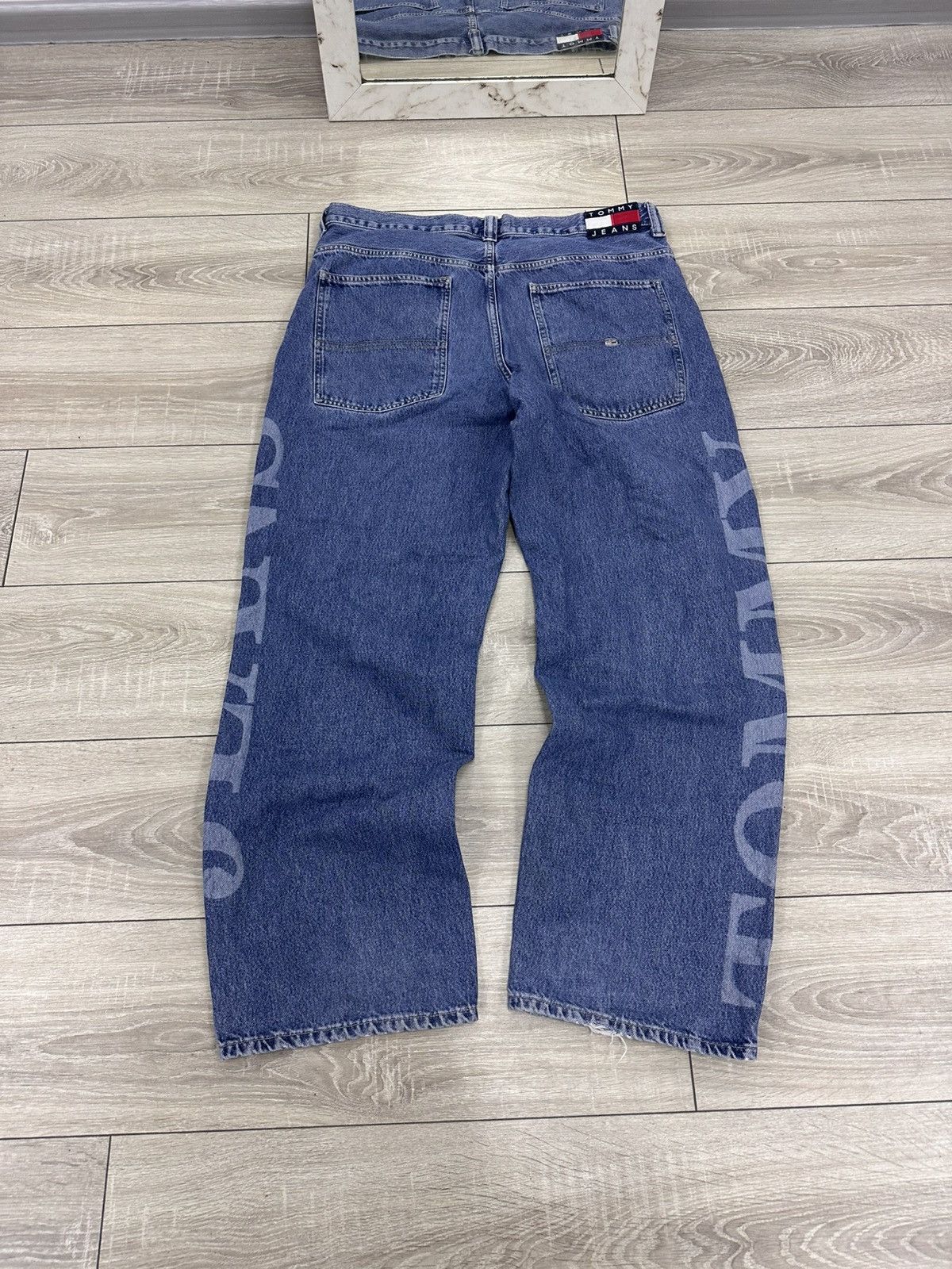 Vintage Tommy Hilfiger 90s Vintage Baggy Loose Fit Jeans Size US 36 / EU 52 - 5 Thumbnail