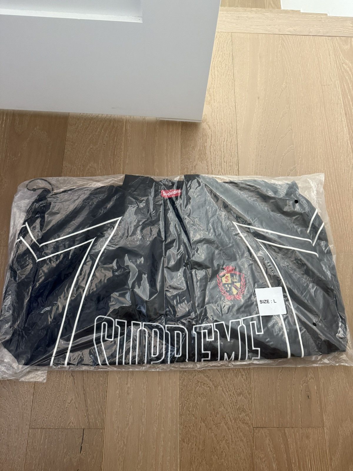 Supreme Supreme Satin Piping Pullover Black SS25 Size Large Size US L / EU 52-54 / 3 - 2 Thumbnail
