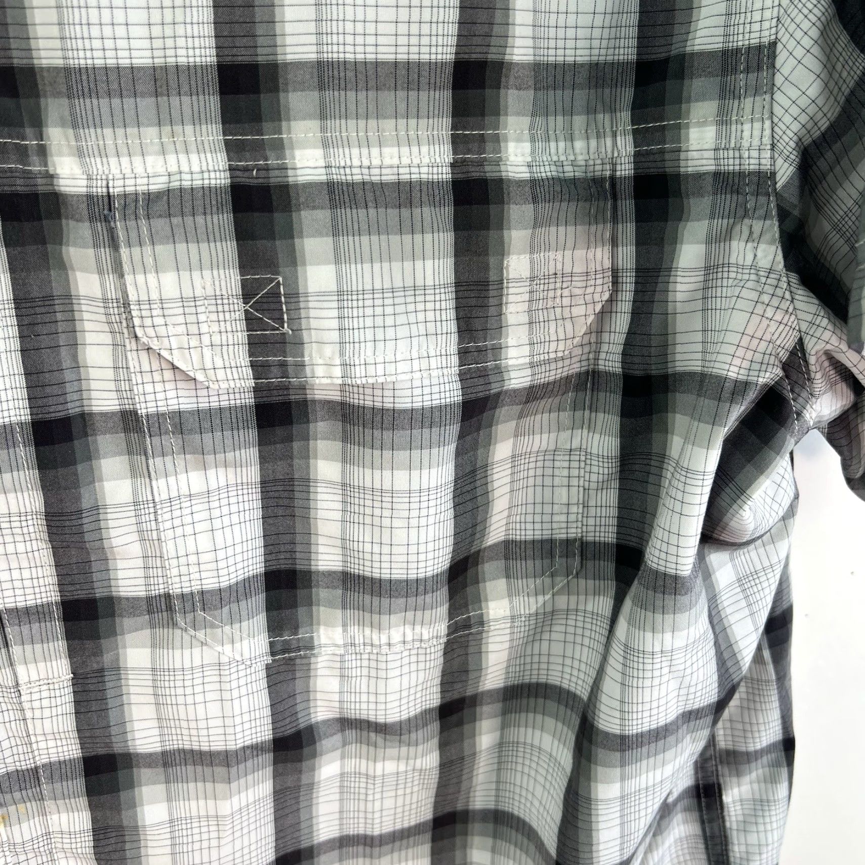 Vintage C.E. Schmidt Plaid Button-Down Shirt Mens Size 2XL Gray Short Sleeve Button-Up Sleeve Short Gray Plaid Shirt 2XL Mens C.E. Schmidt Size US XXL / EU 58 / 5 - 4 Thumbnail