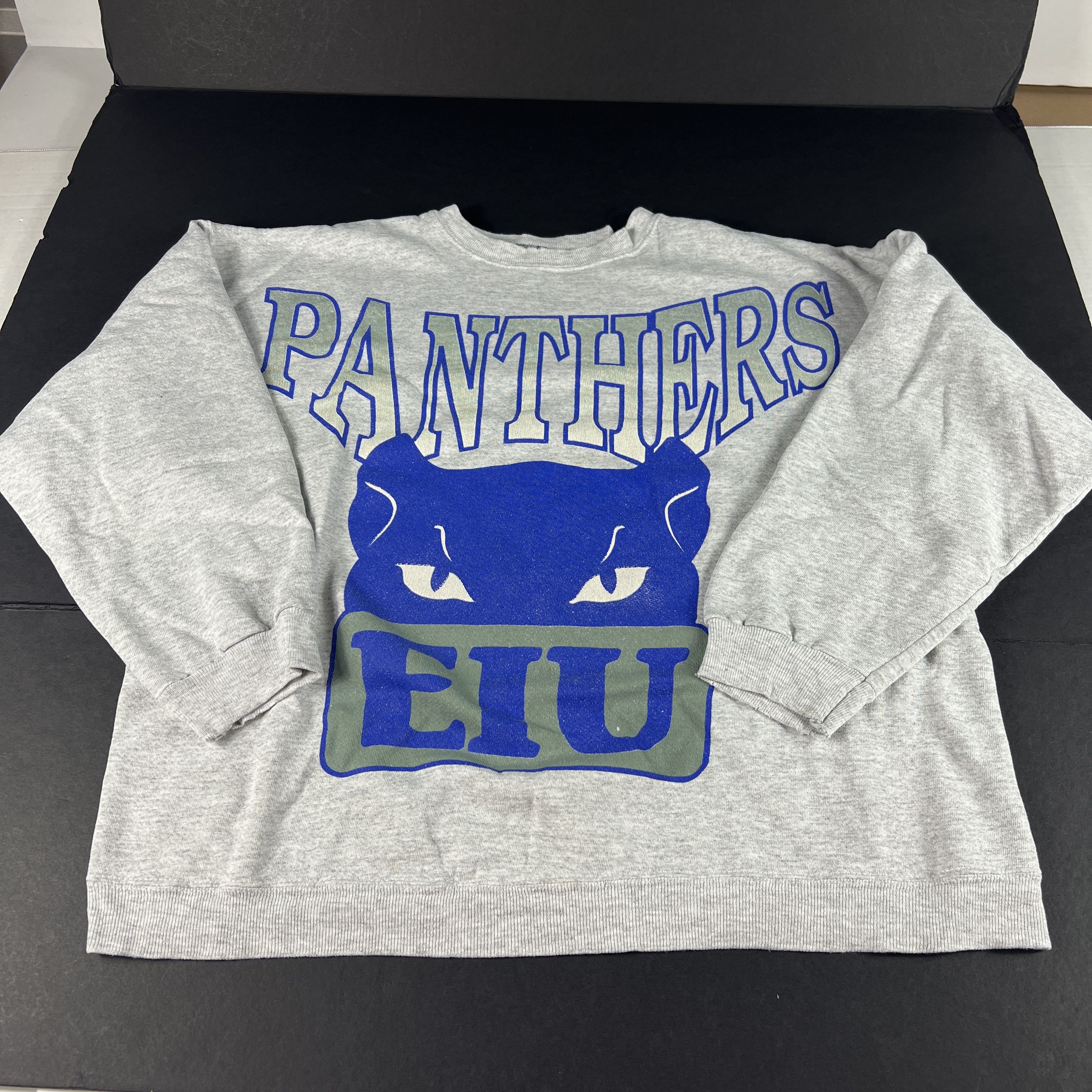 NCAA × Vintage VTG EIU Eastern Illinois Panthers Big Chest Logo Crewneck Size US L / EU 52-54 / 3 - 3 Thumbnail