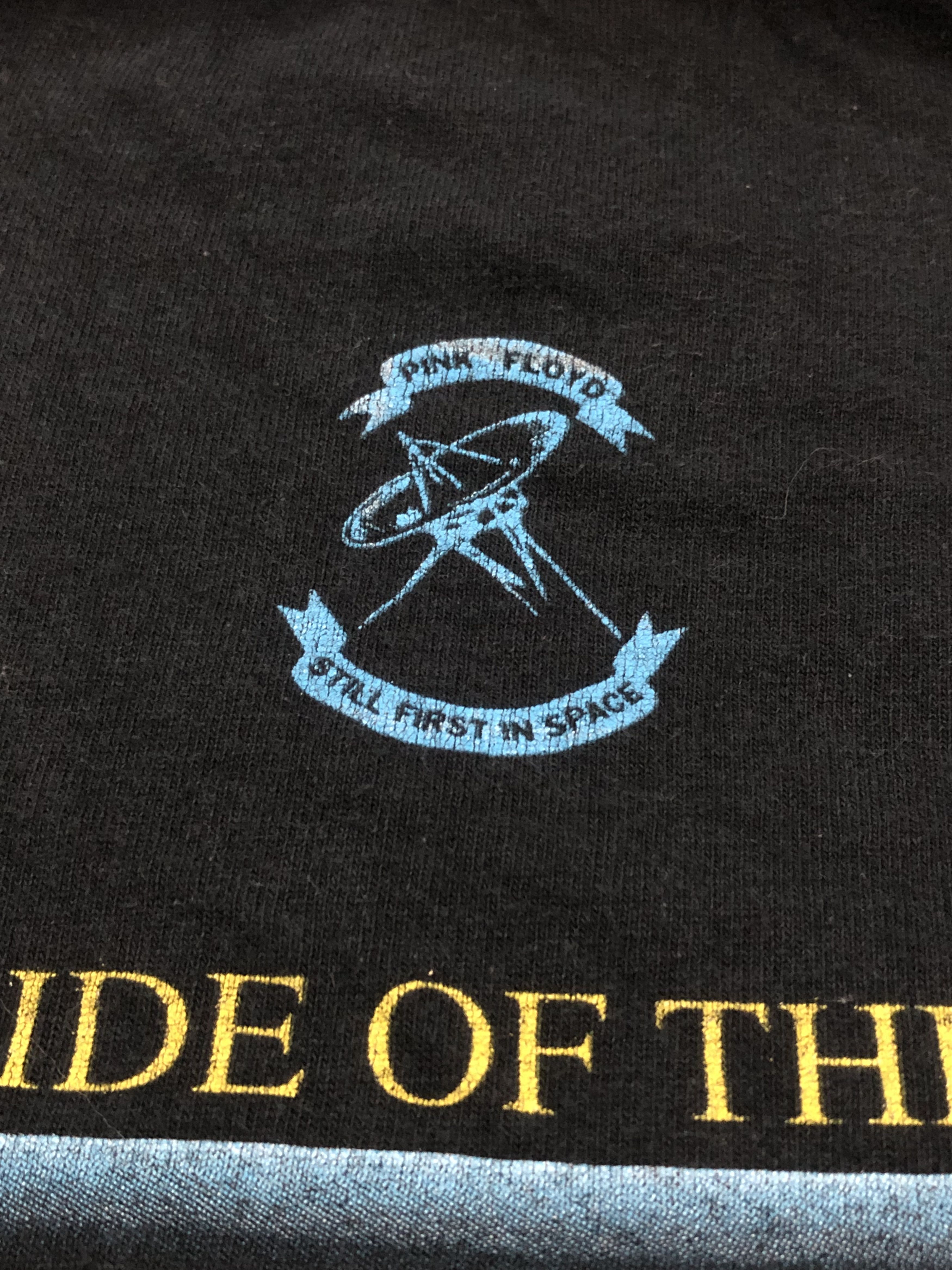 Band Tees × Pink Floyd × Vintage Vintage Pink Floyd Dark Side Of The Moon Album Size US M / EU 48-50 / 2 - 6 Thumbnail